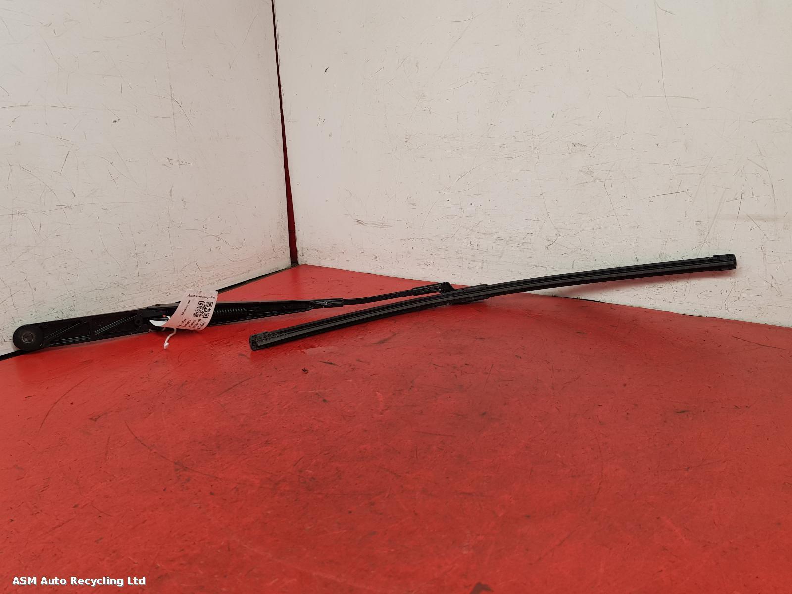 View Auto part Wiper Arm Skoda Karoq 2023