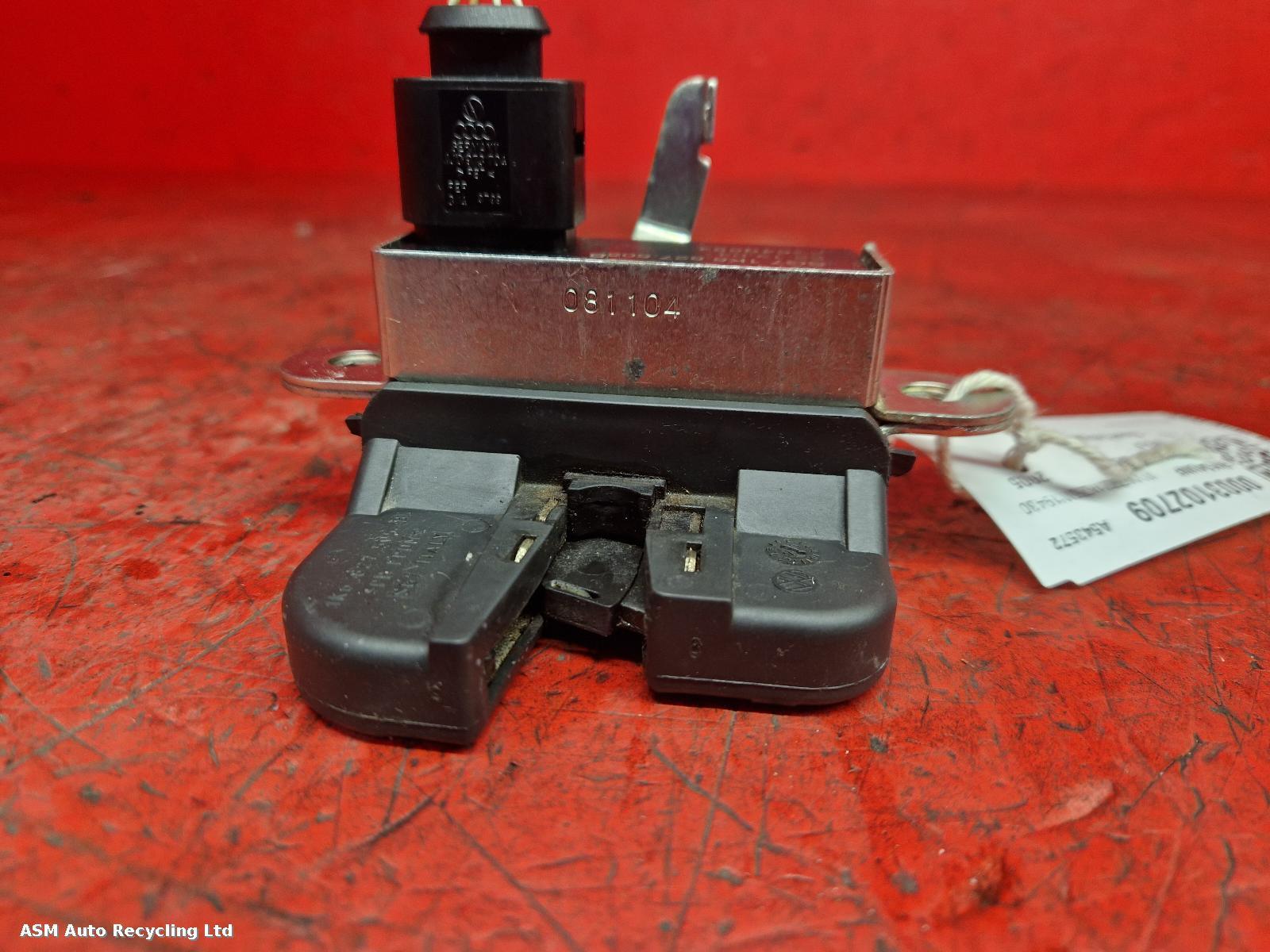 View Auto part Bootlid/Tailgate Lock Volkswagen Golf 2005