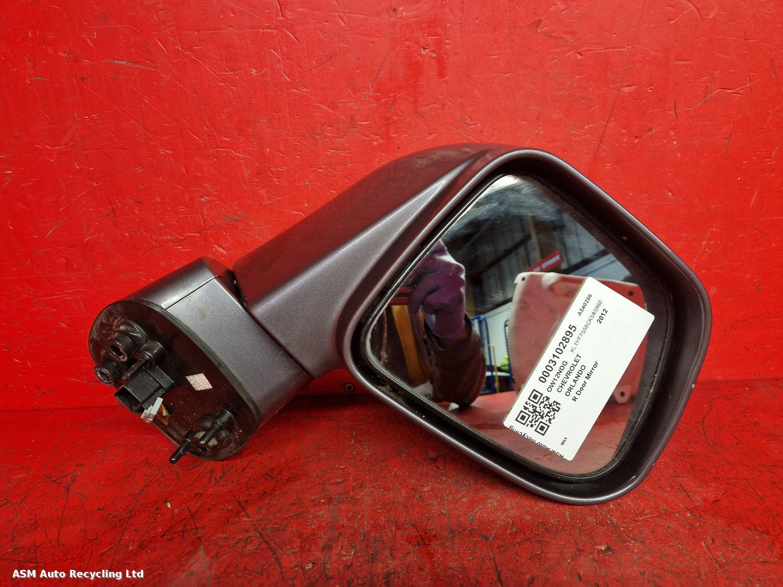 View Auto part R Door Mirror Chevrolet Orlando 2012