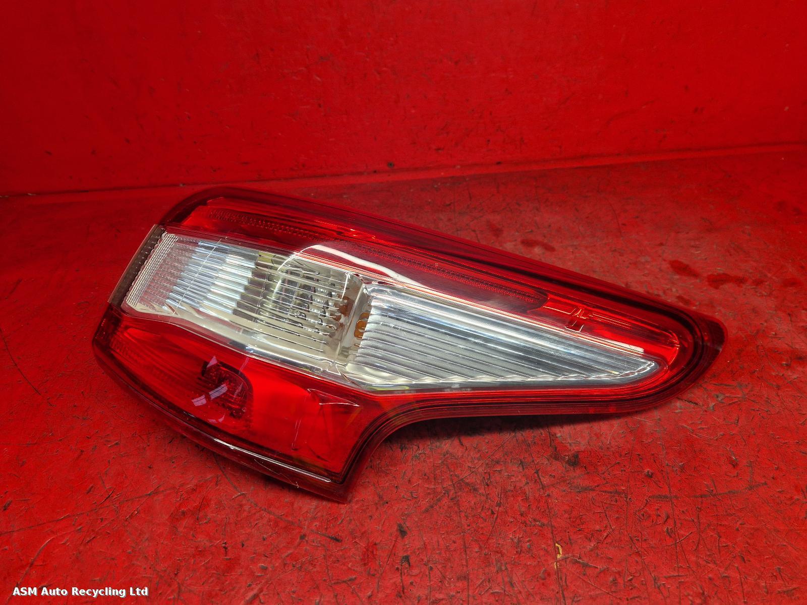 View Auto part R Taillight Nissan Qashqai 2016