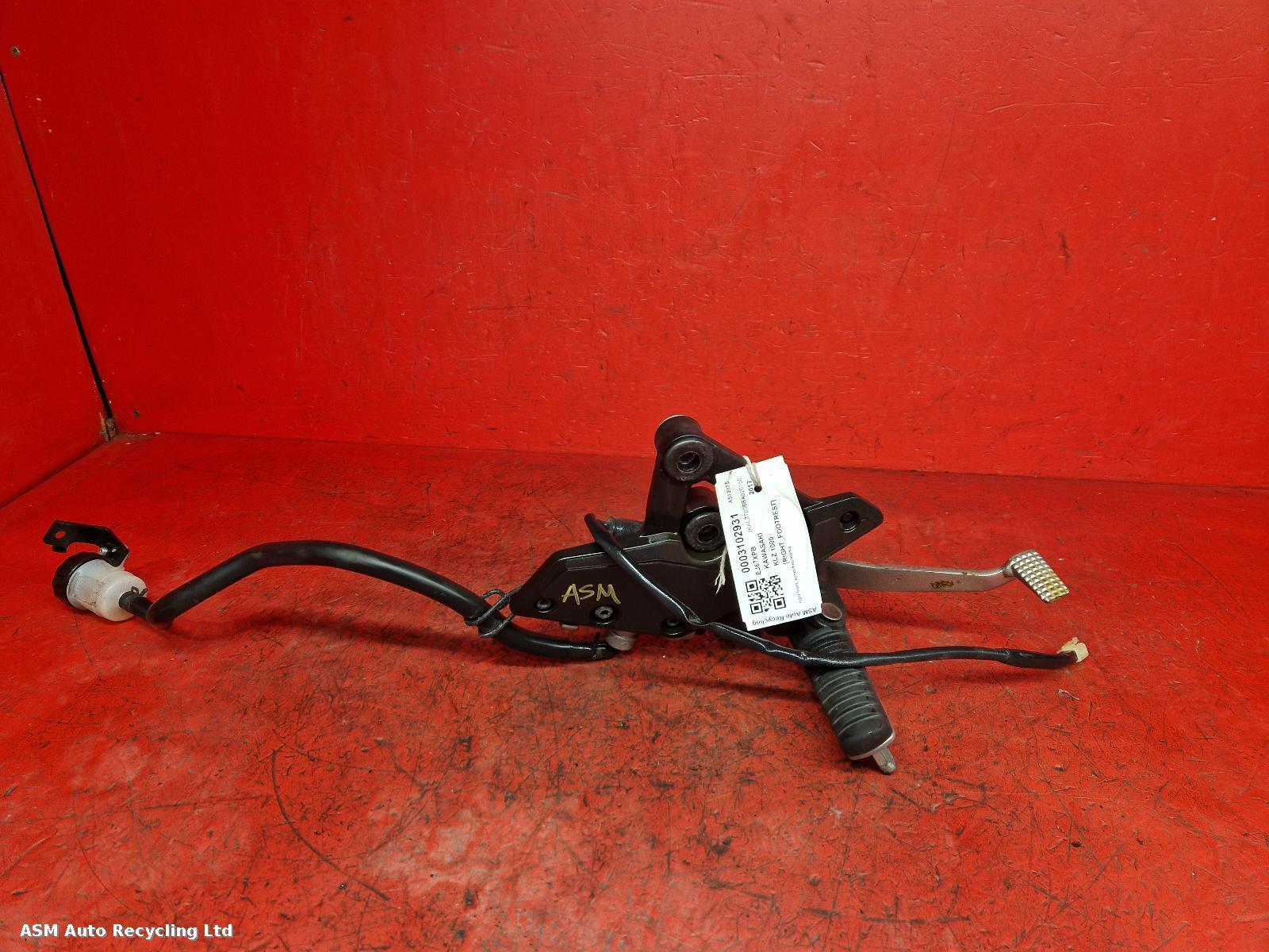 View Auto part Right Footrest Kawasaki Klz 1000 2017