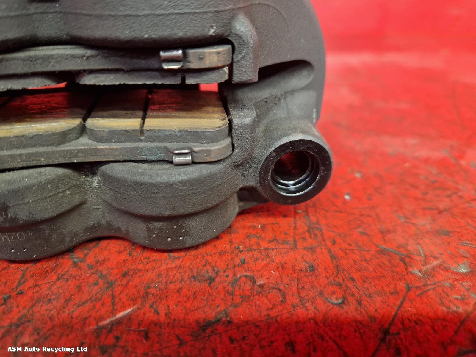 View Auto part Caliper Honda Cb1000r 2021