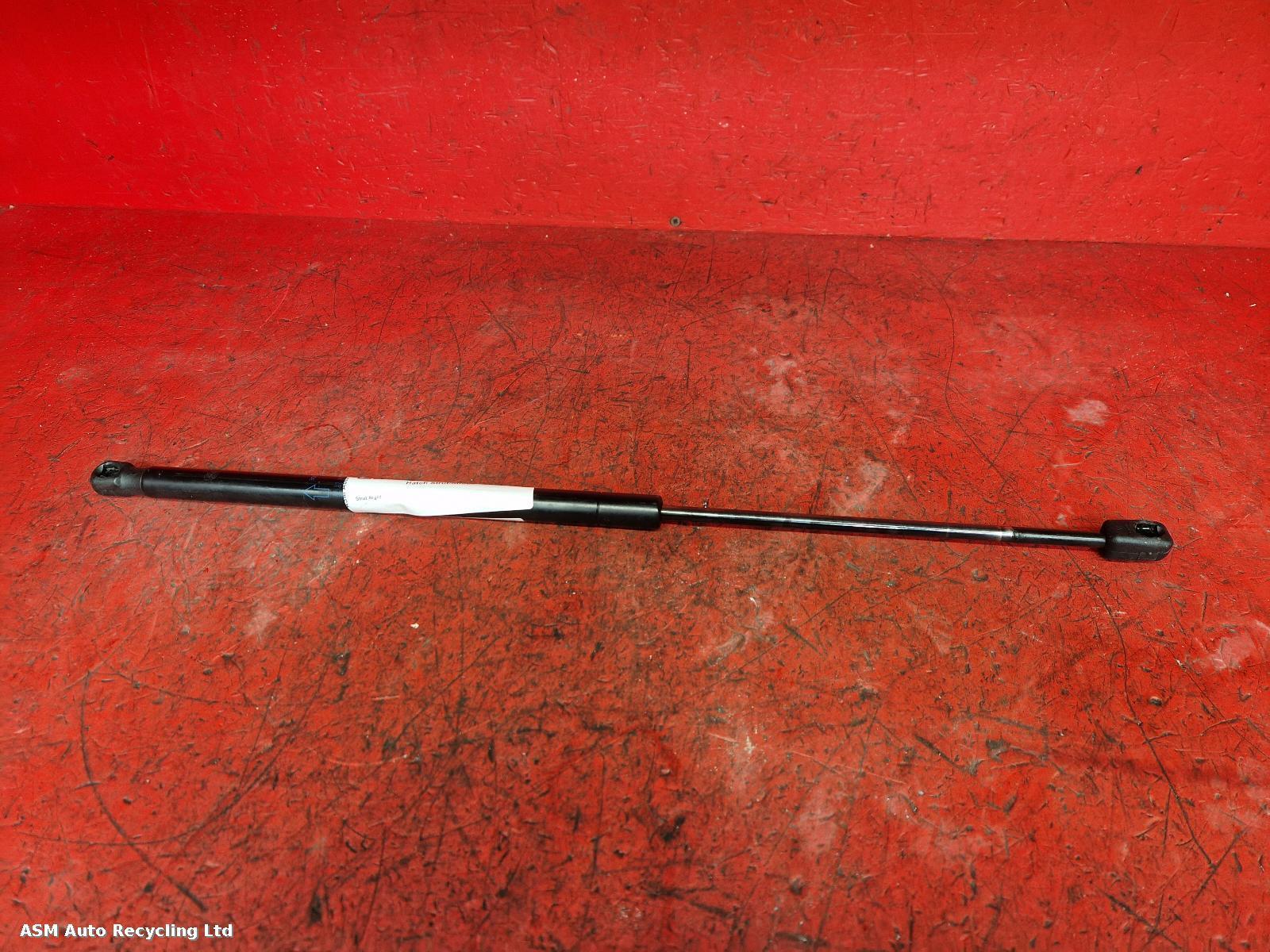 View Auto part Hatch Strut/Shock Land Rover Range Rover Sport 2007