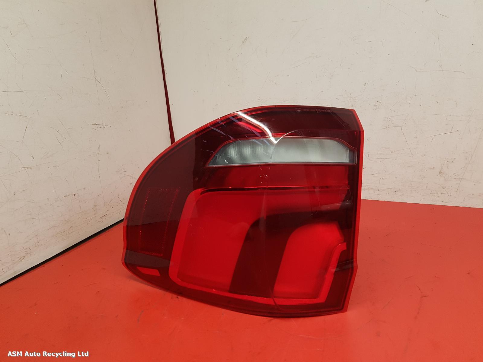 View Auto part R Taillight Bmw X5 2015