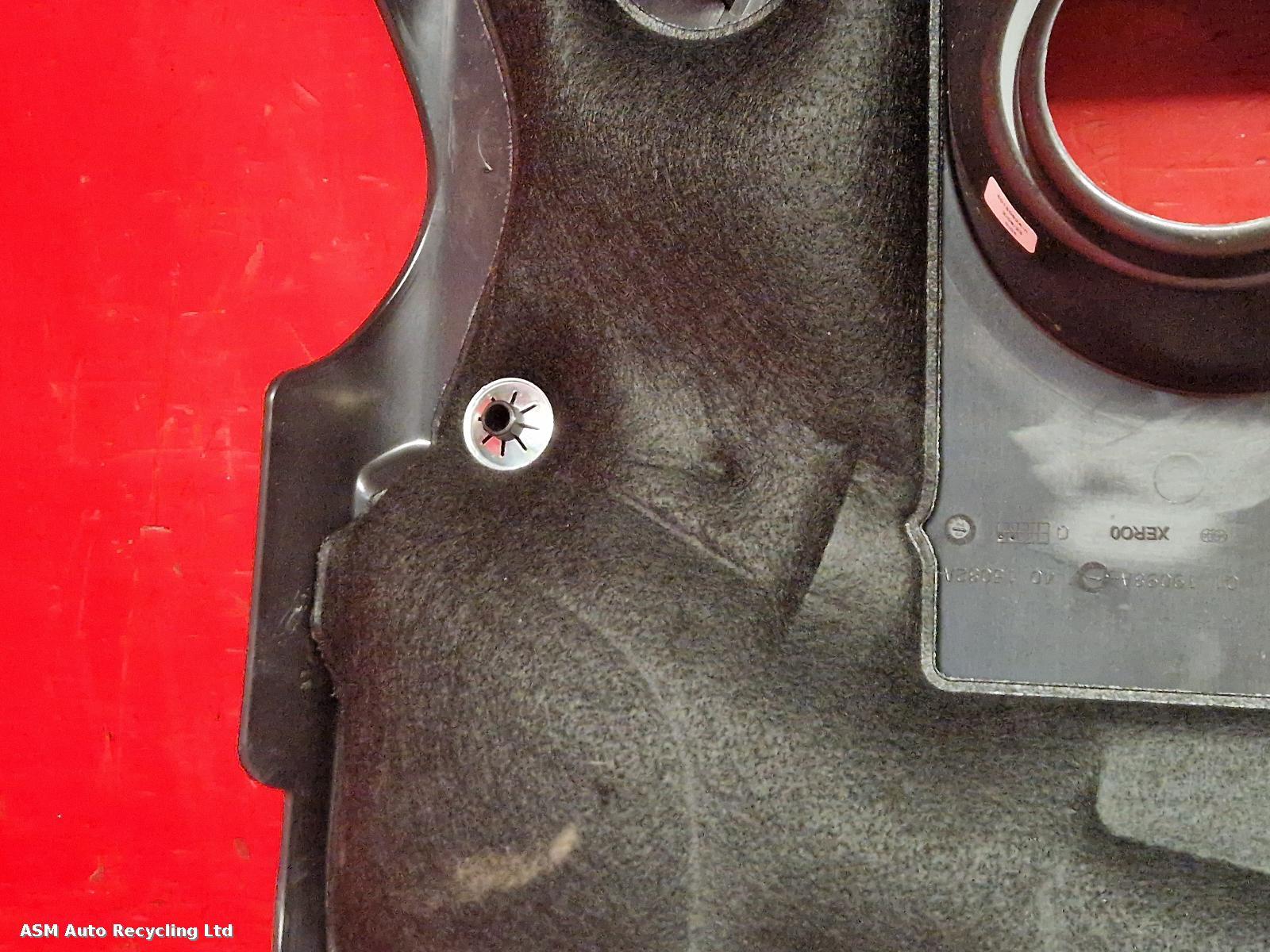 View Auto part Engine Cover Land Rover Range Rover Sport 2024