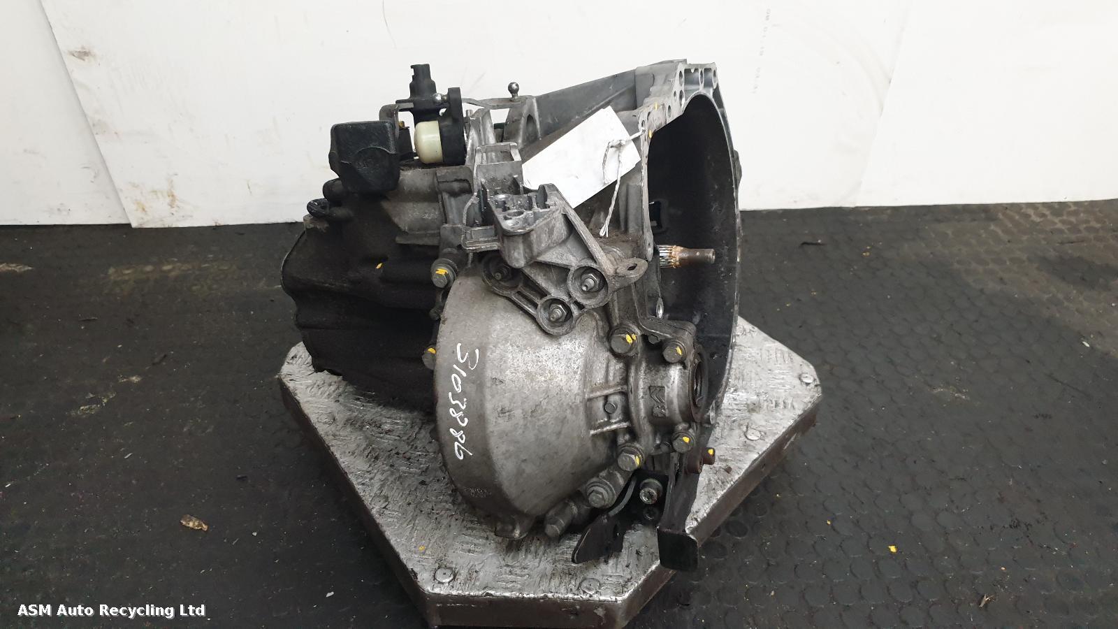View Auto part Gearbox Citroen C4 Picasso 2015
