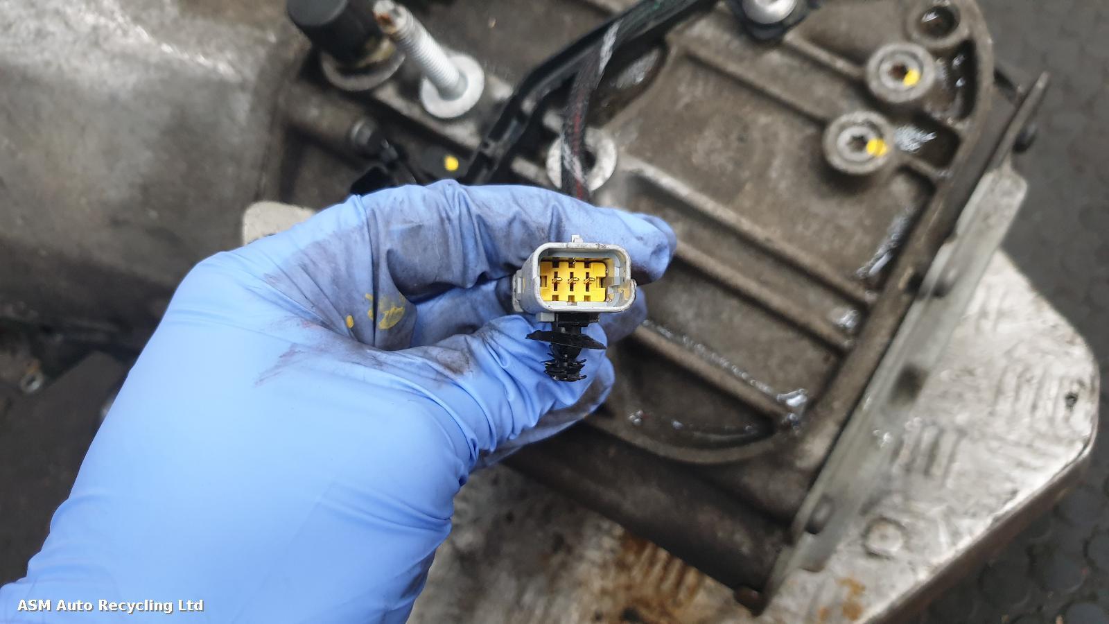 View Auto part Gearbox Citroen C4 Picasso 2015