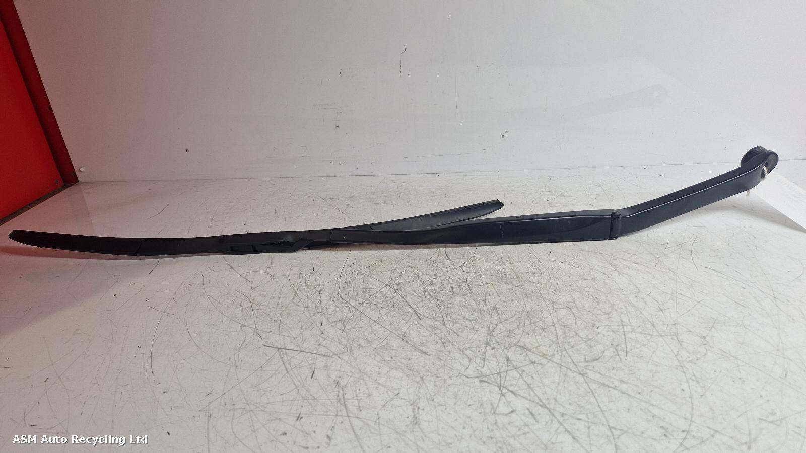 View Auto part Wiper Arm Lexus Ux 2024