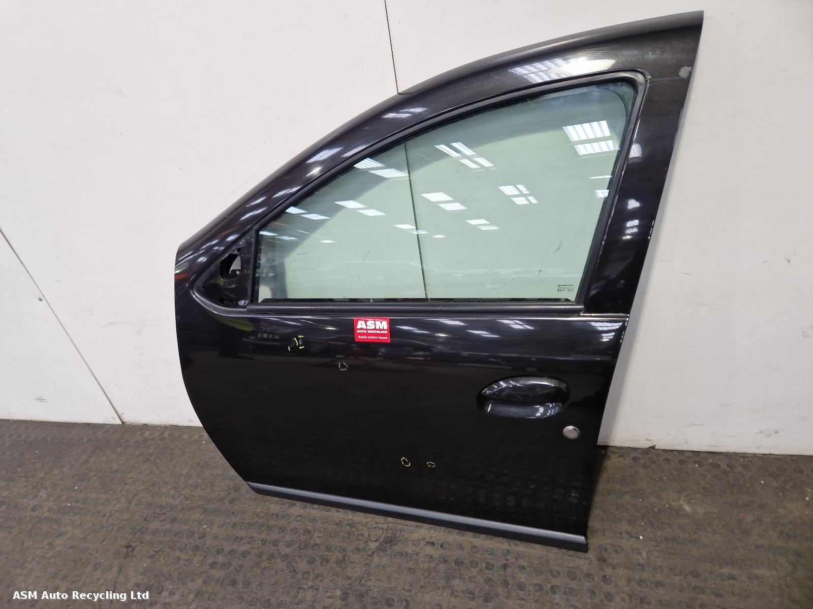 View Auto part L Front Door Dacia Logan 2013