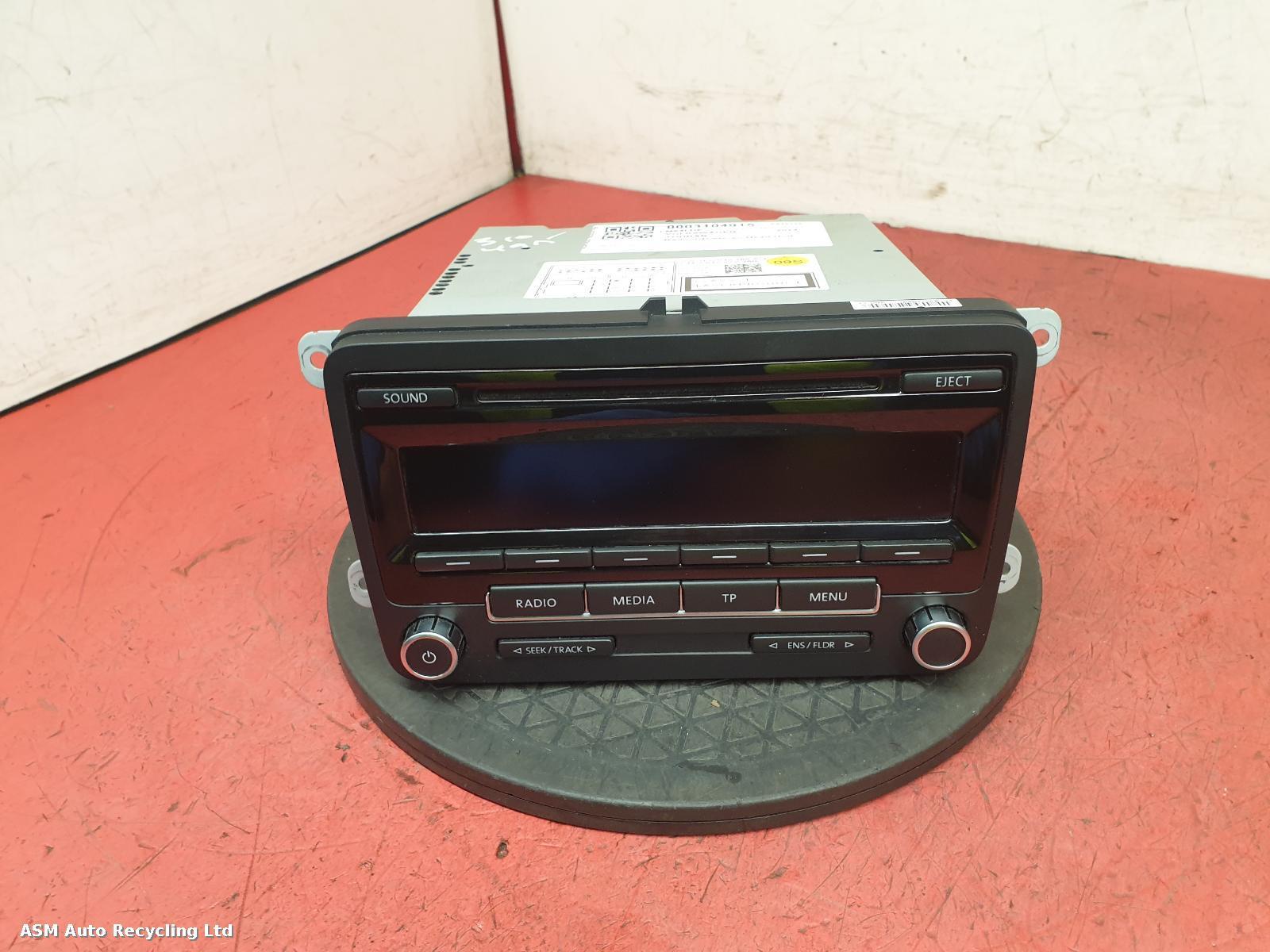 View Auto part A/V Equipment Volkswagen Touran 2014