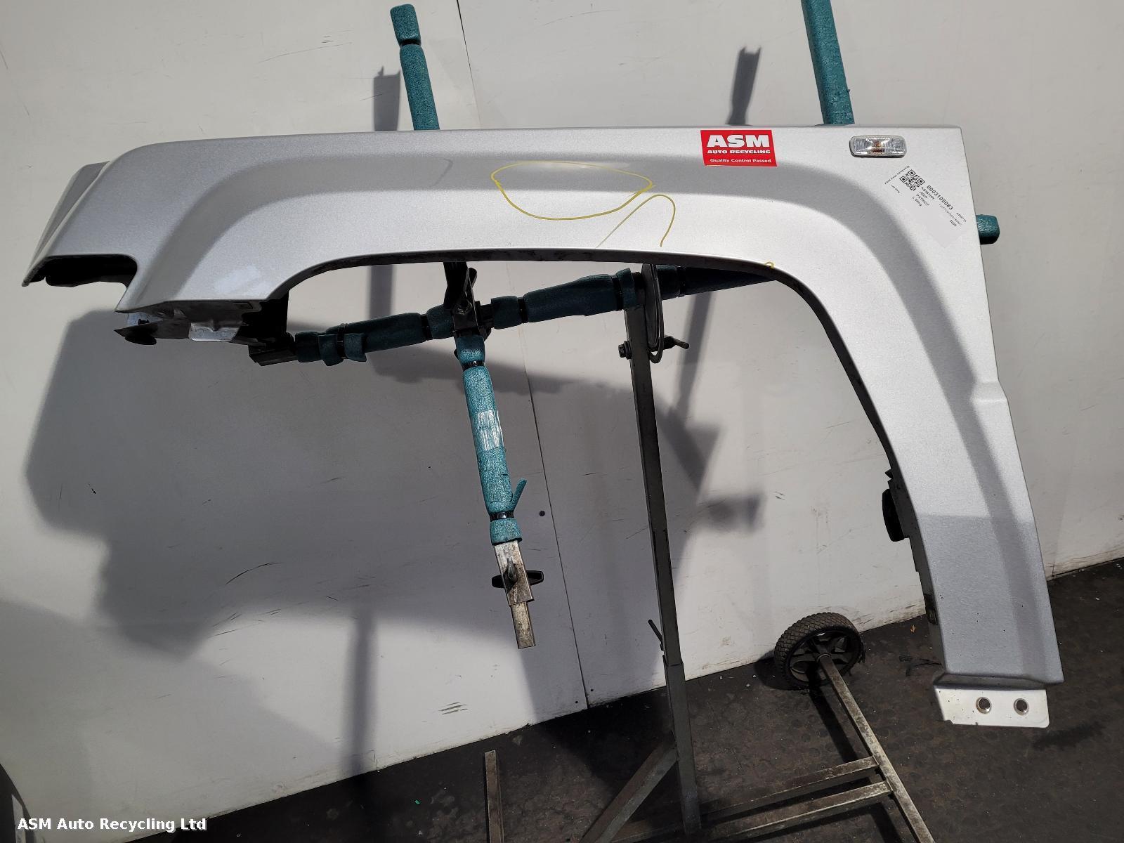 View Auto part L Wing Jeep Patriot 2009