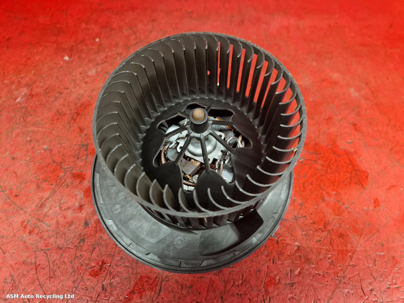 View Auto part Heater Motor/Assembly Mercedes A Class 2011