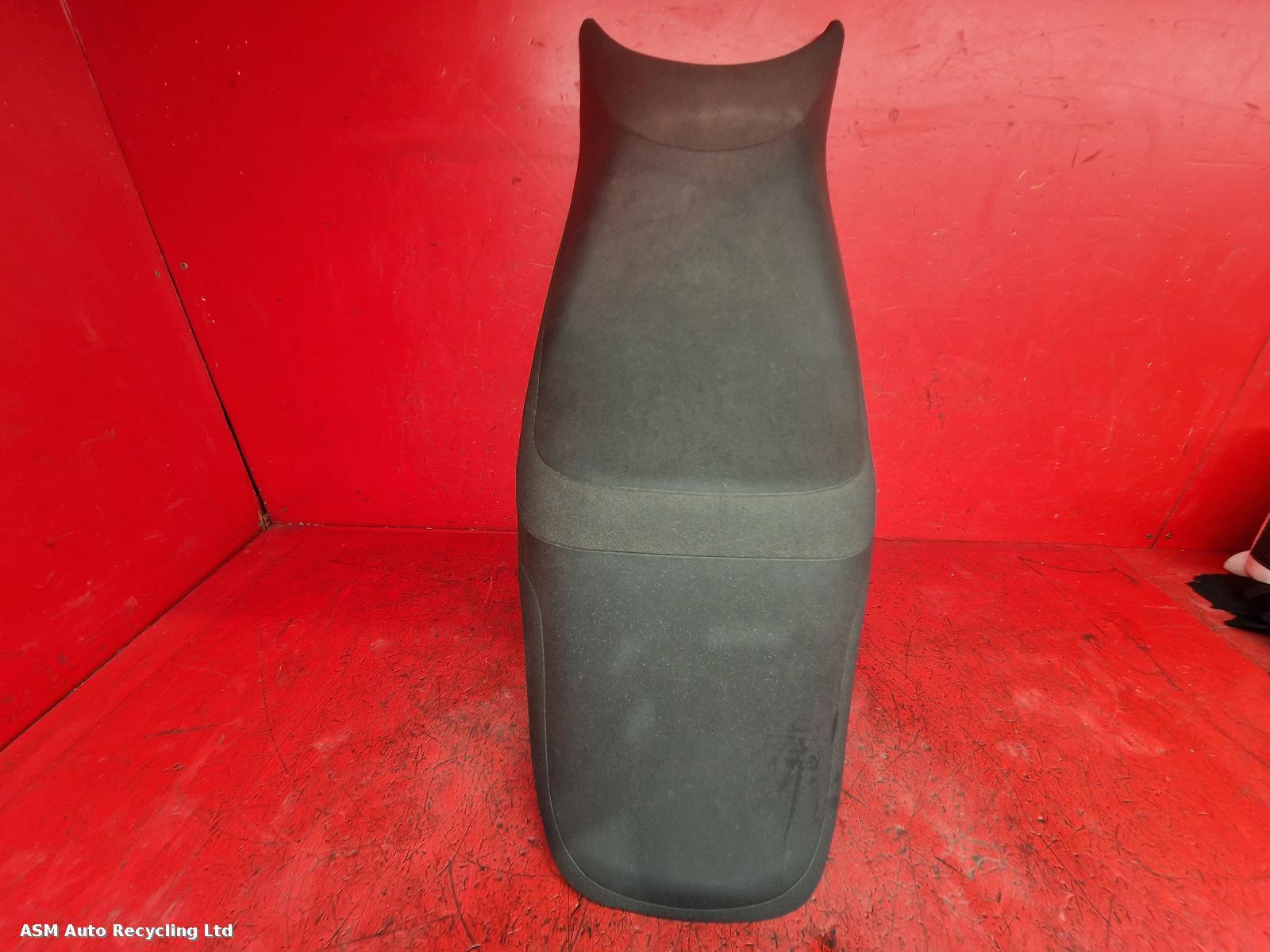 View Auto part Front Seat Yamaha Fz6 2008
