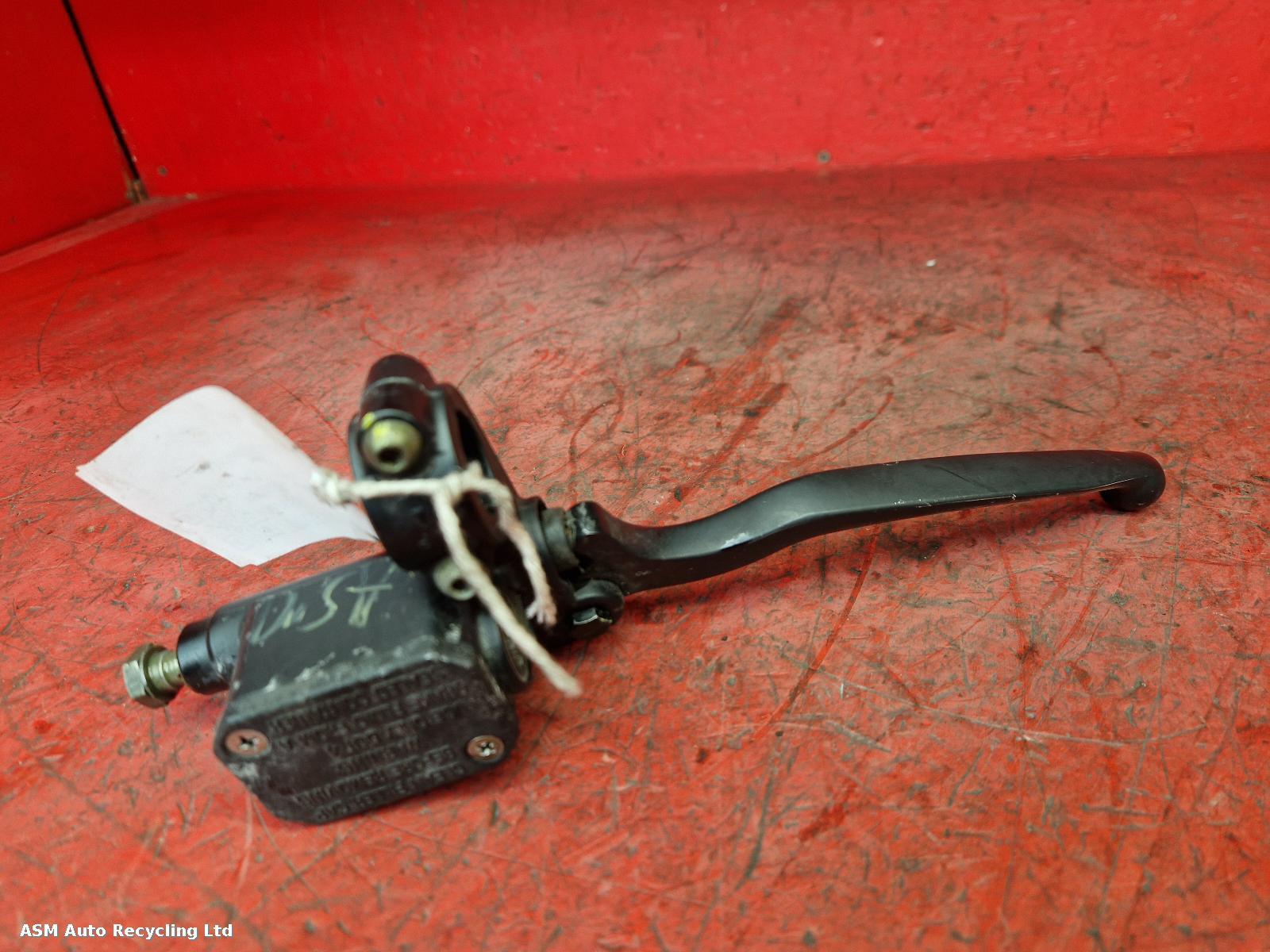 View Auto part Master Cylinder Piaggio Mp3 300 2015