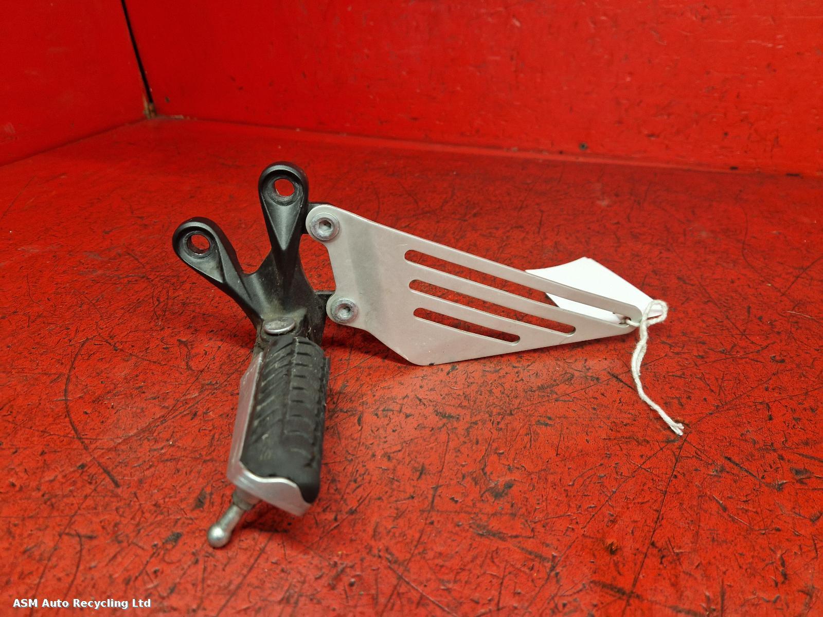 View Auto part Left Footrest Kawasaki Zx 1400 2014