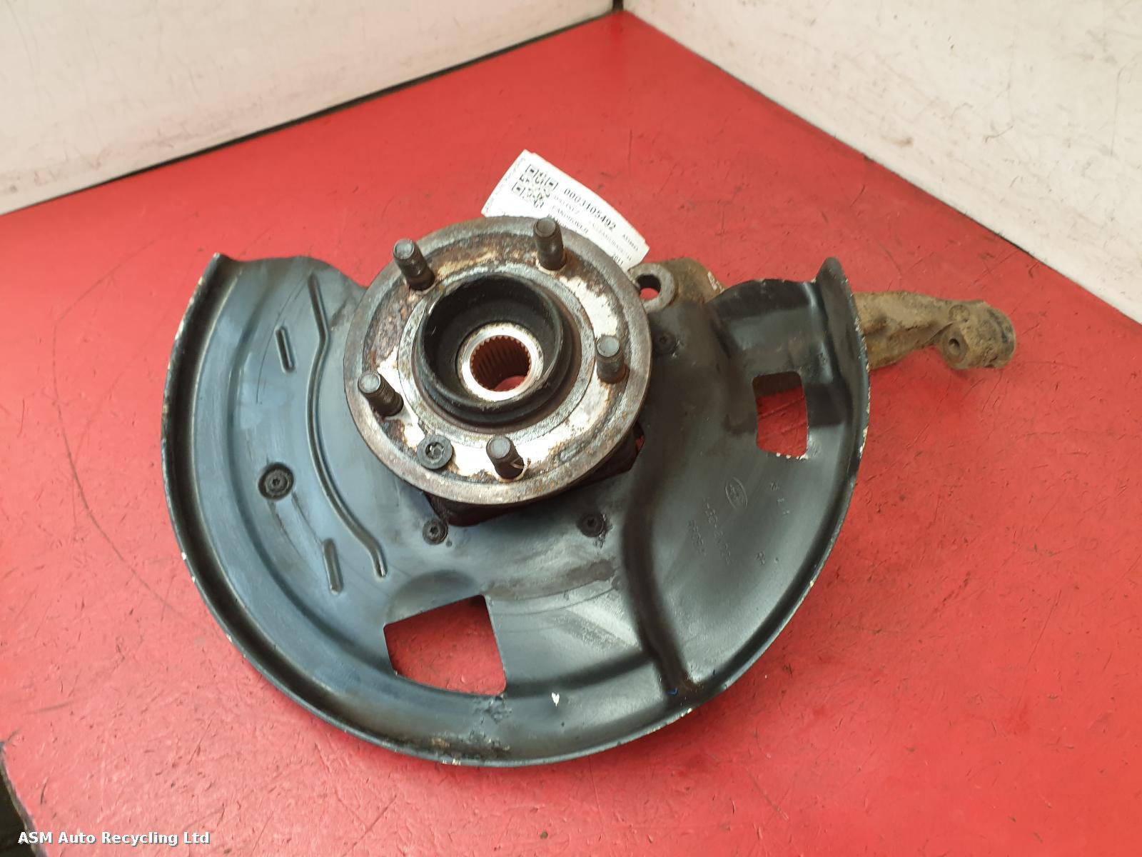 View Auto part RF Hub/Stub Axle Assembly Land Rover Range Rover Sport 2011
