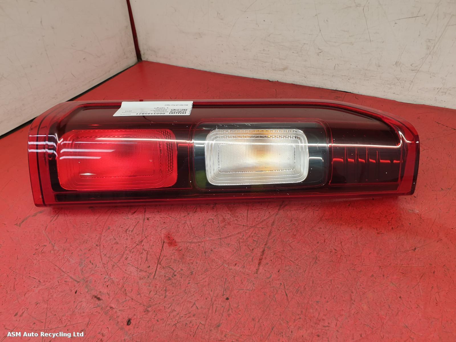 View Auto part L Taillight Vauxhall Vivaro 2014