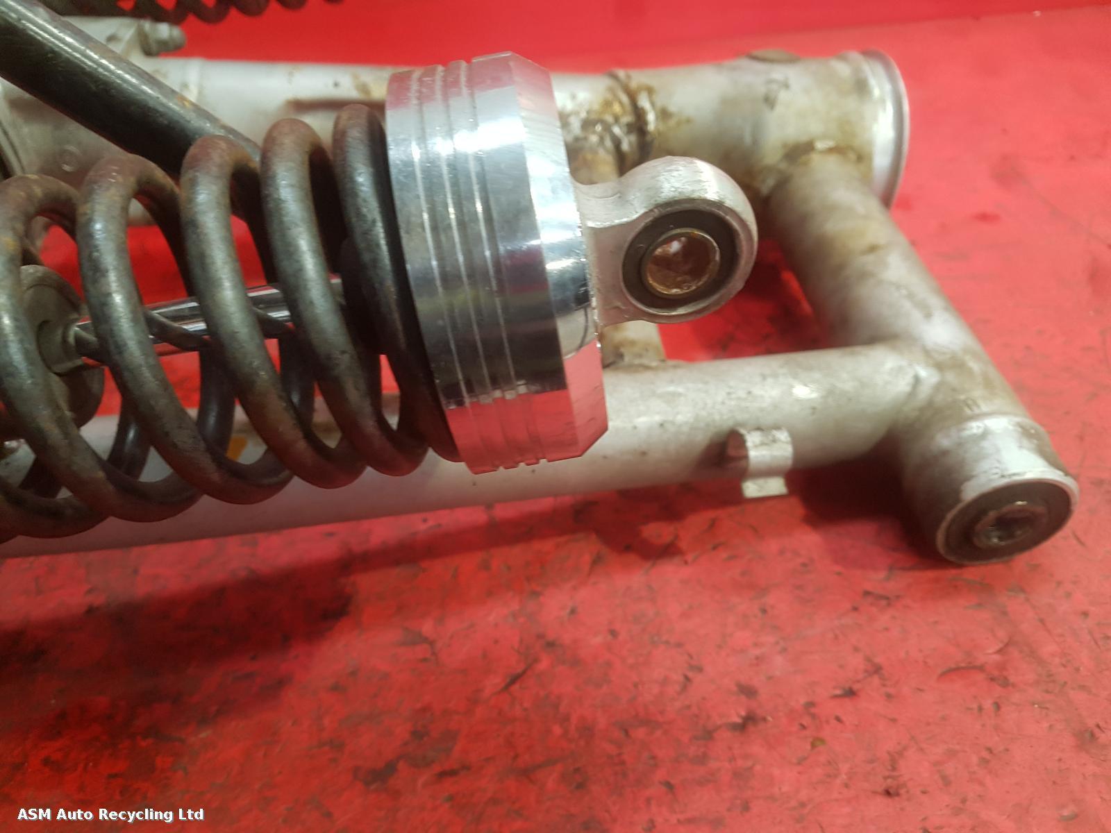 View Auto part Swing Arm Yamaha Vmax 1200 2001