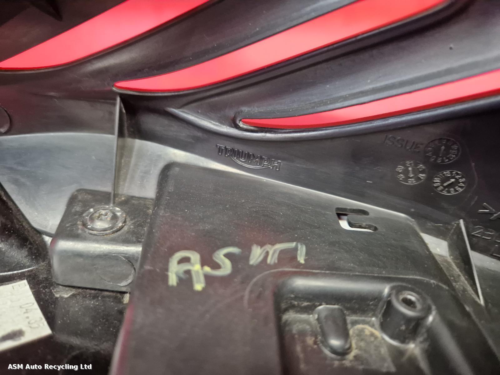 View Auto part FRONT AIR GUIDE Triumph Street Triple 765 2018