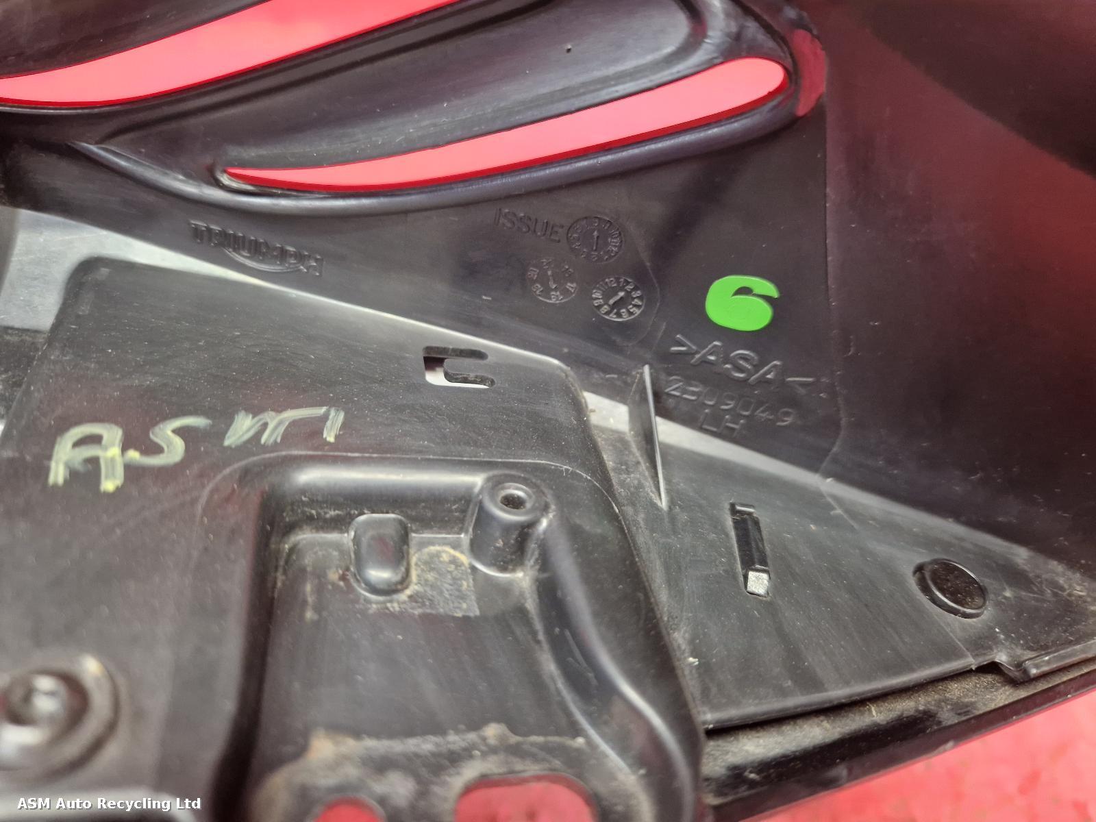 View Auto part FRONT AIR GUIDE Triumph Street Triple 765 2018