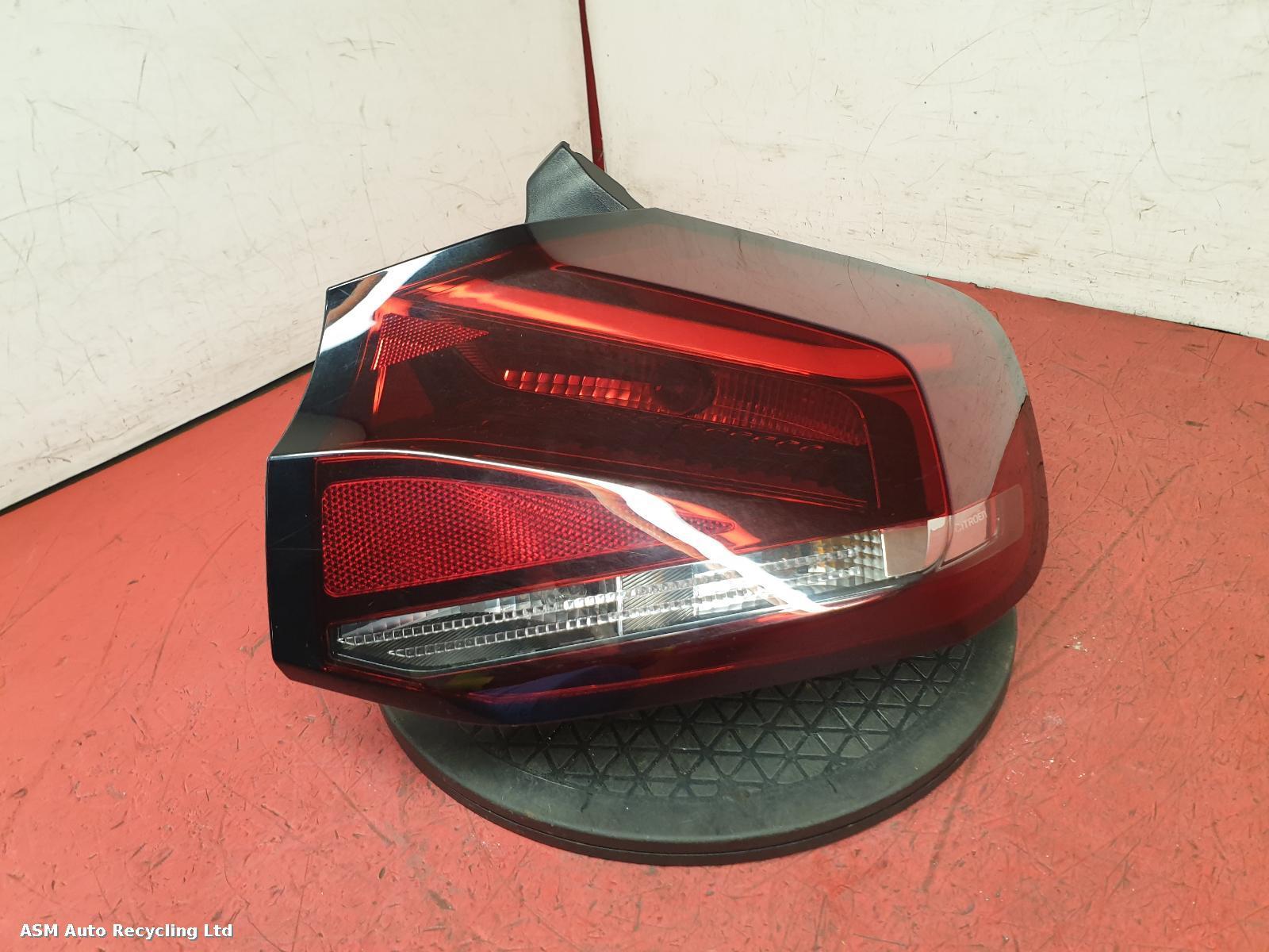 View Auto part R Taillight Citroen C4 2021