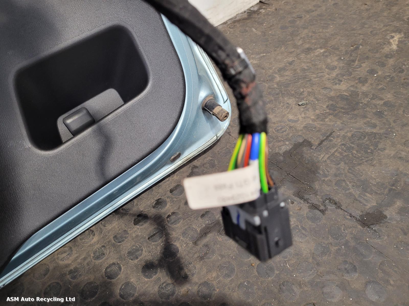 View Auto part Bootlid/Tailgate Citroen C4 2021