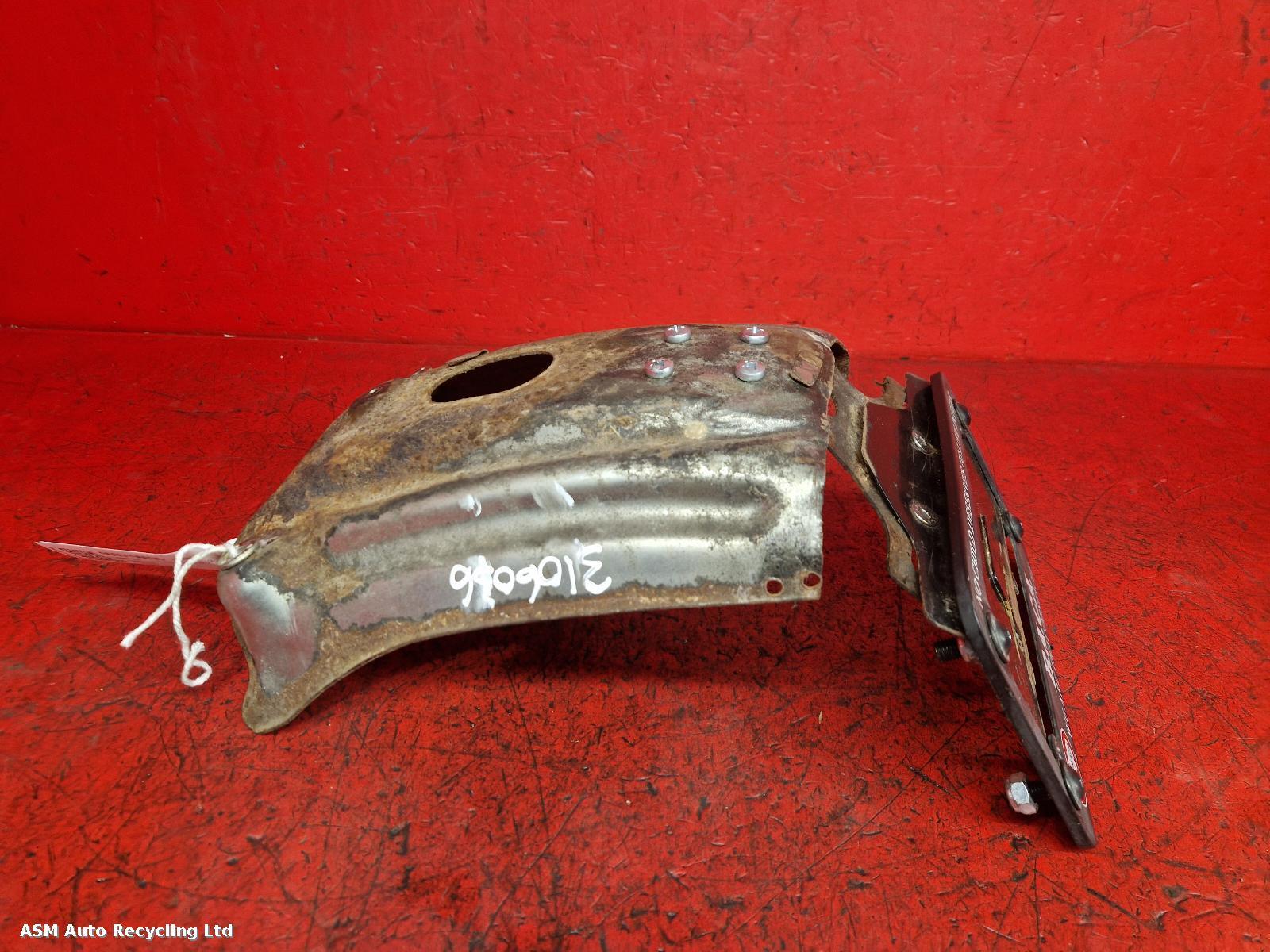 View Auto part Misc Bracket Yamaha Vmax 1200 2001