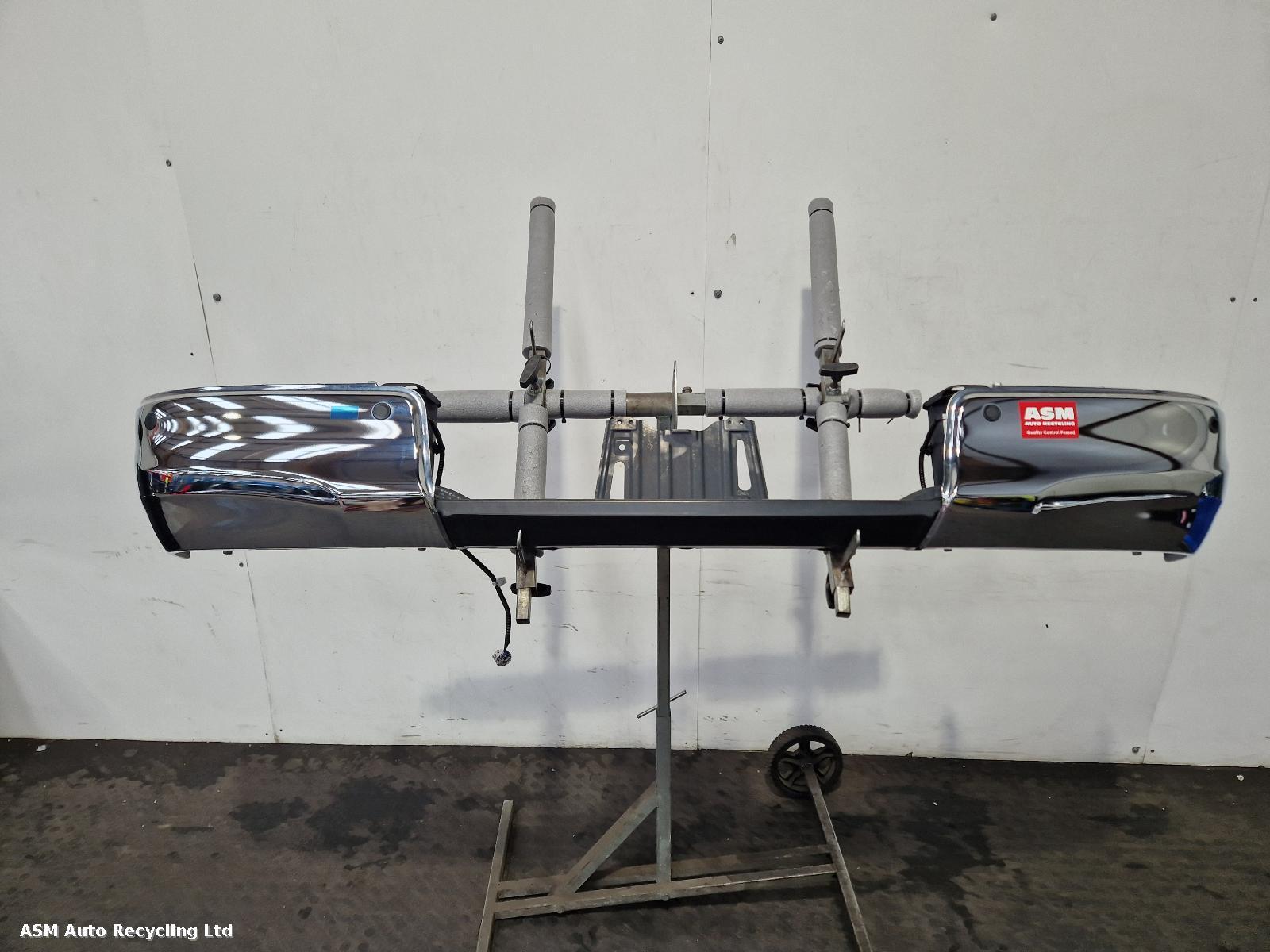 View Auto part Rear Bumper Toyota Hilux 2023