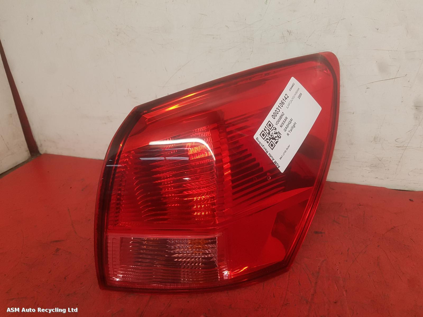 View Auto part R Taillight Nissan Qashqai 2009