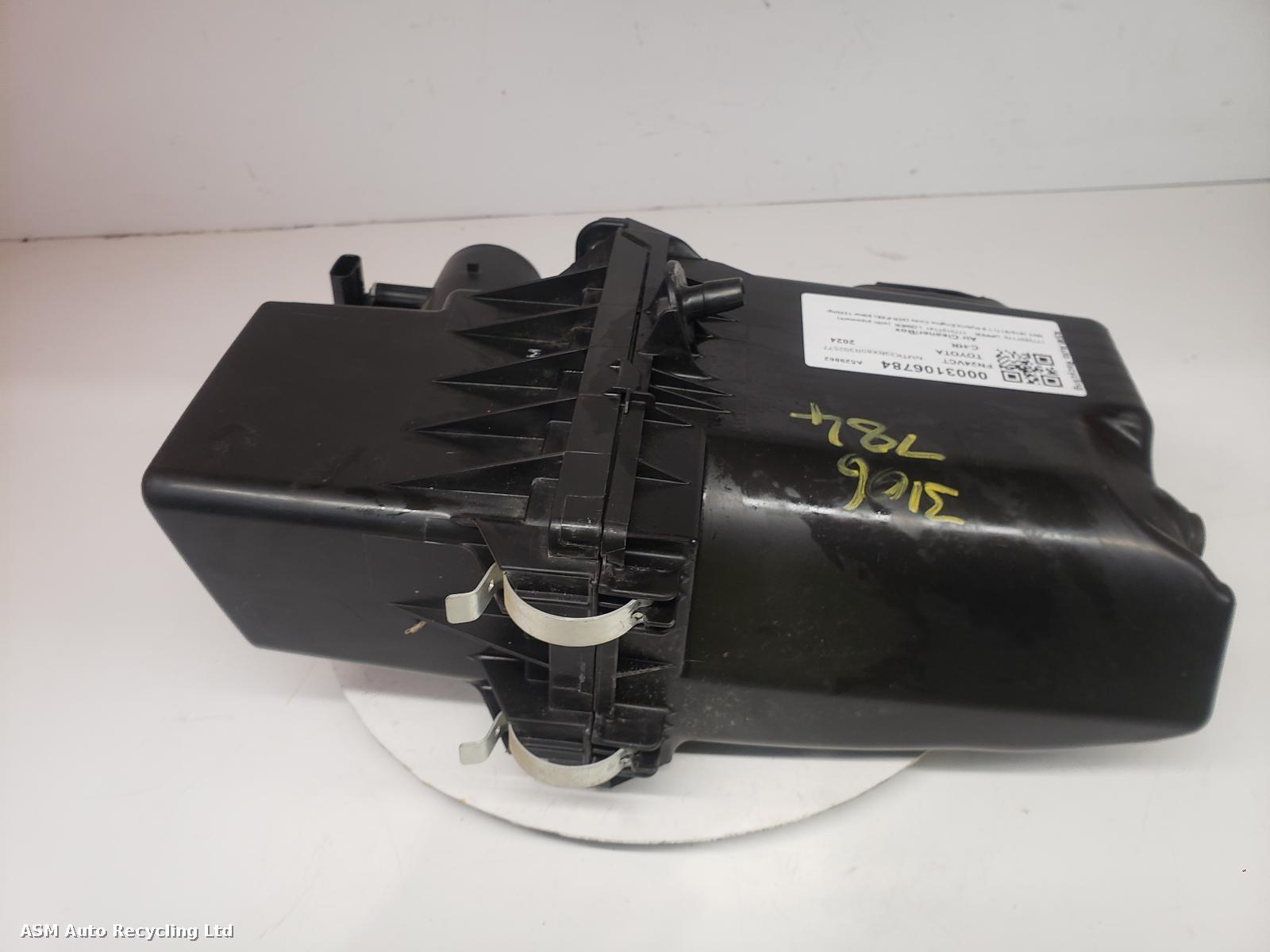 View Auto part Air Cleaner/Box Toyota C-hr 2024
