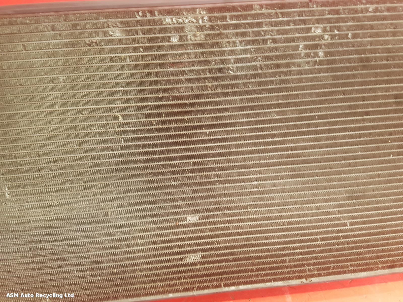 View Auto part Radiator Audi A1 2011