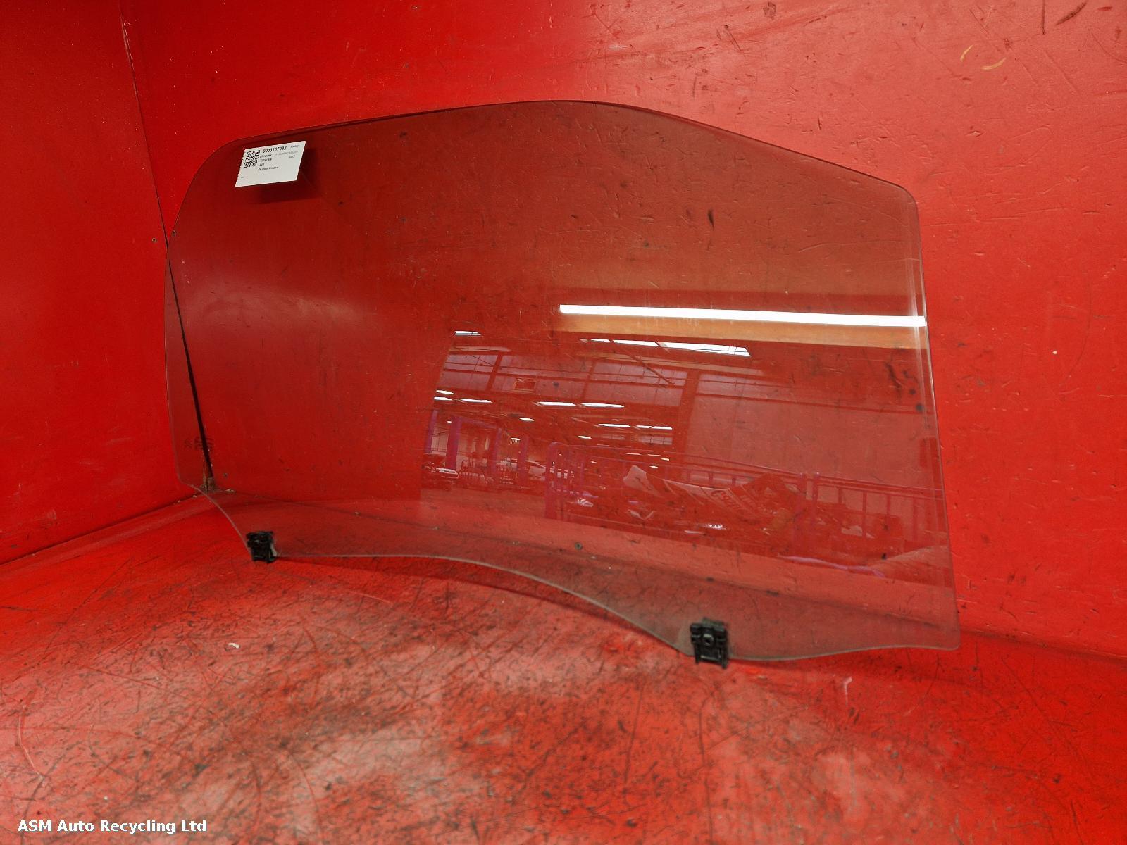 View Auto part RF Door Window Citroen Ds3 2012