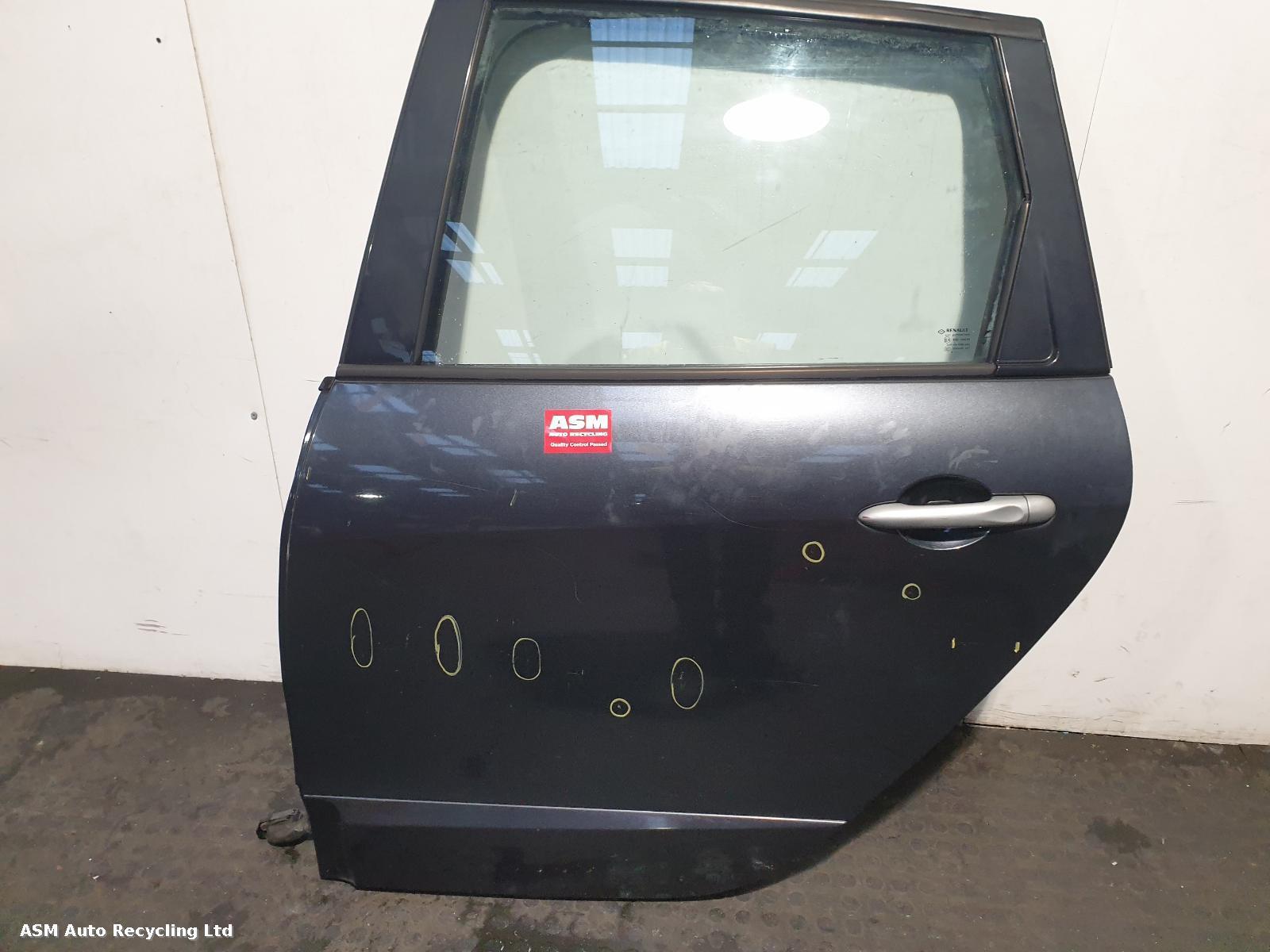 View Auto part L Rear Door Renault Scenic 2010