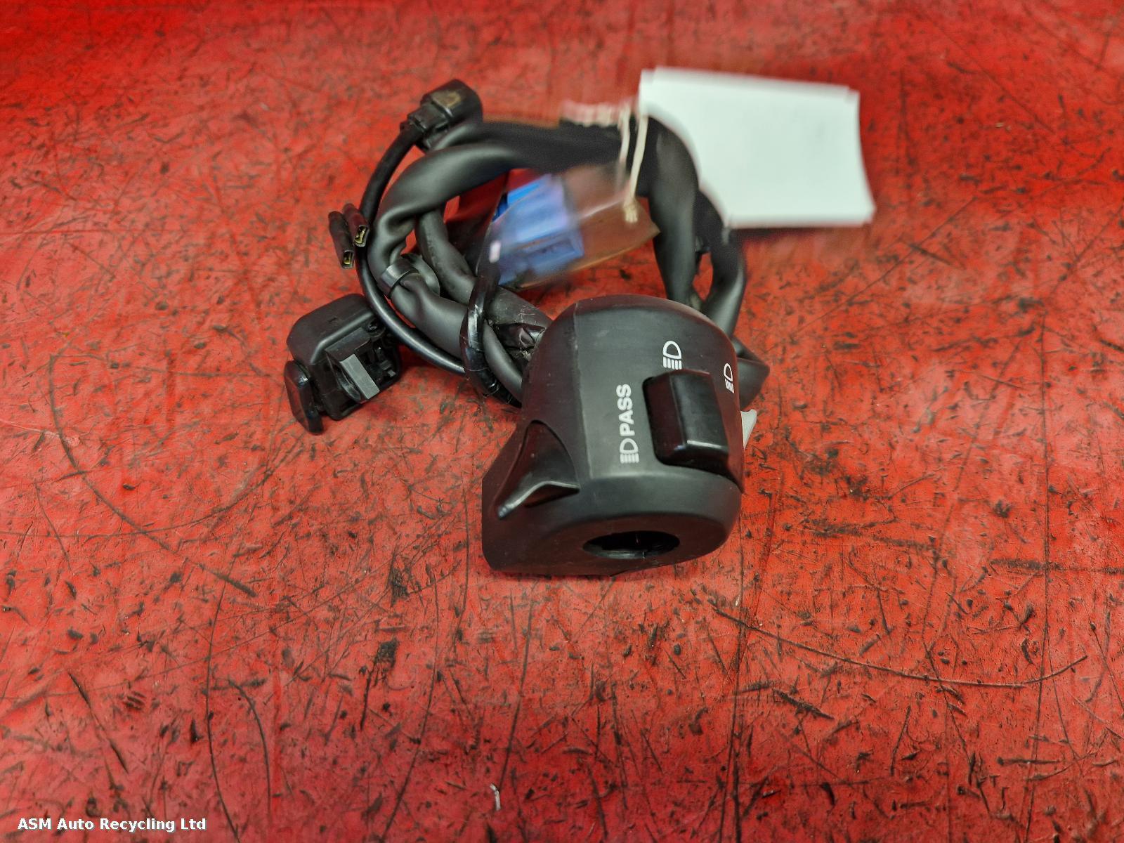 View Auto part LH Switch Gear Honda Vfr 800f 2018