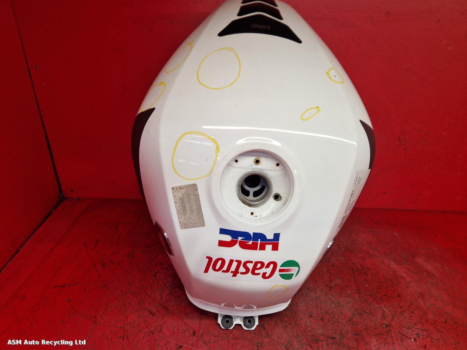 View Auto part Fuel Tank Honda Vfr 800f 2018
