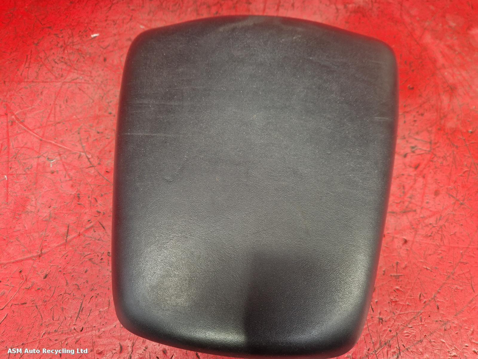 View Auto part 2nd Seat (Rear Seat) Honda Cbf 600 2011