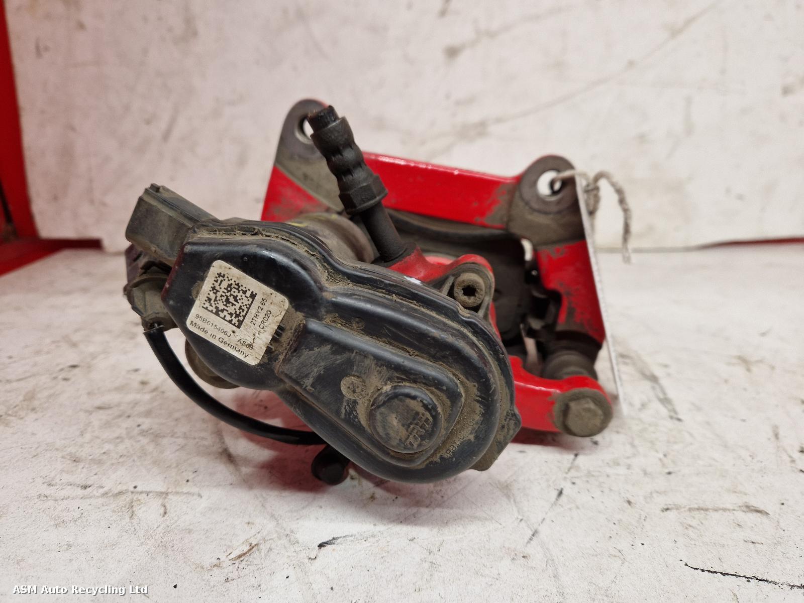 View Auto part Caliper Porsche Macan 2018