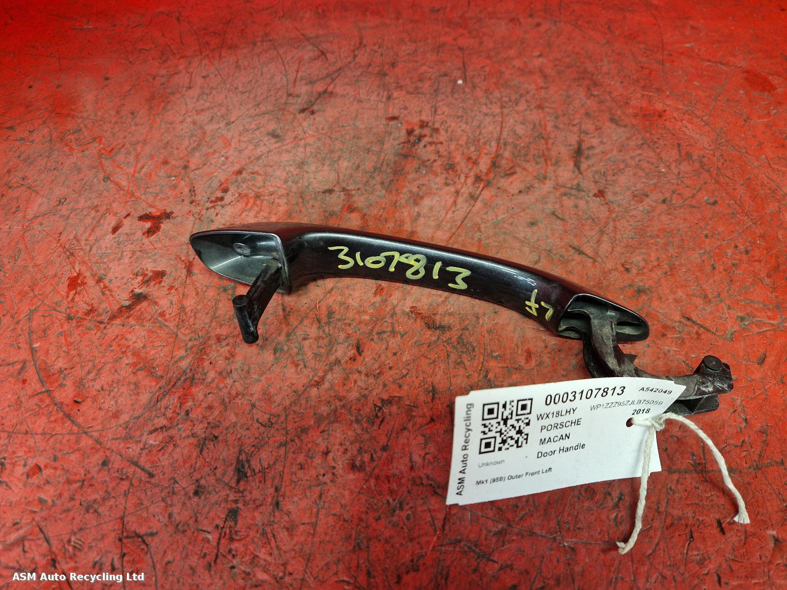 View Auto part Door Handle Porsche Macan 2018