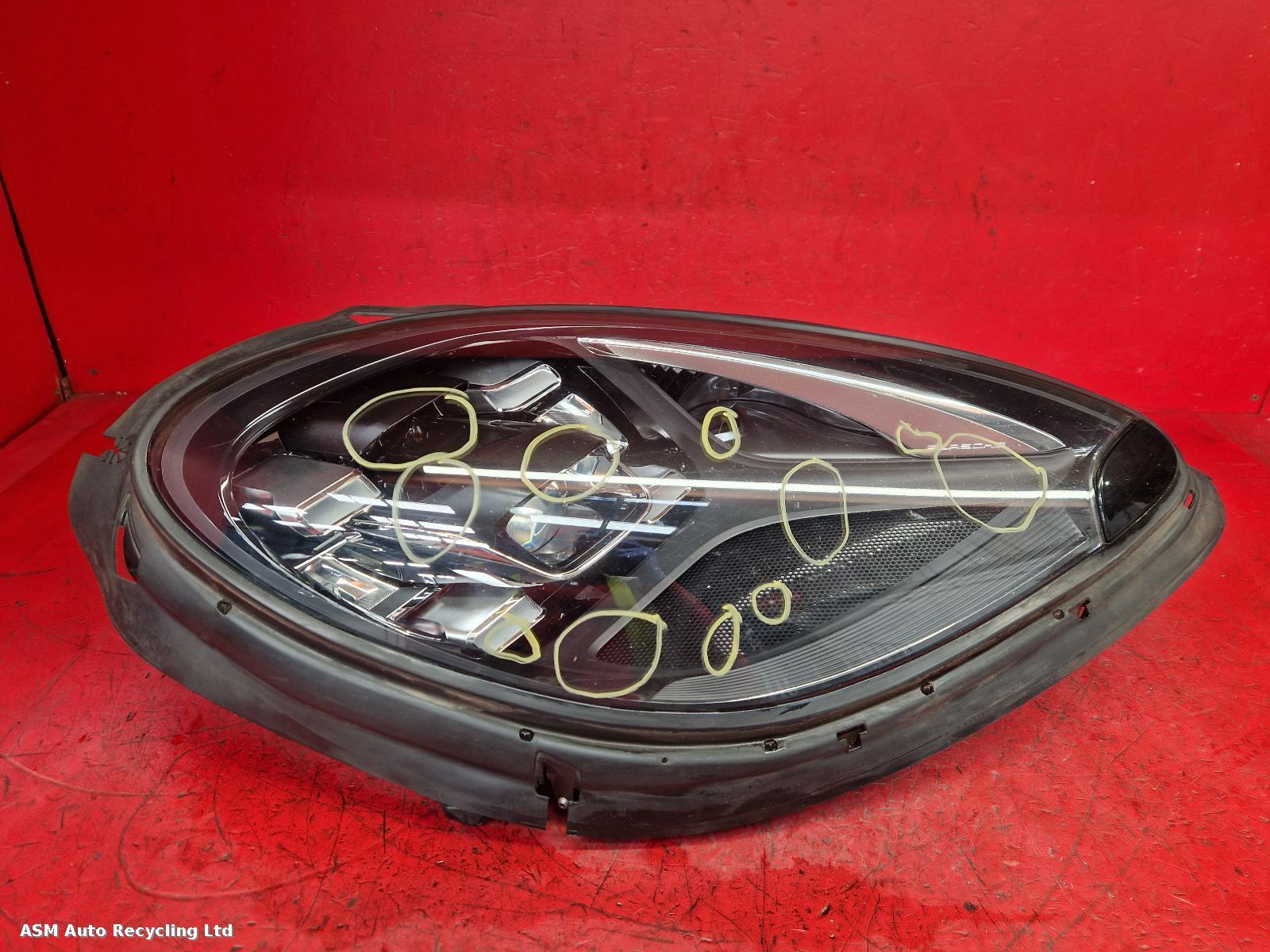 View Auto part R Headlamp Porsche Macan 2018