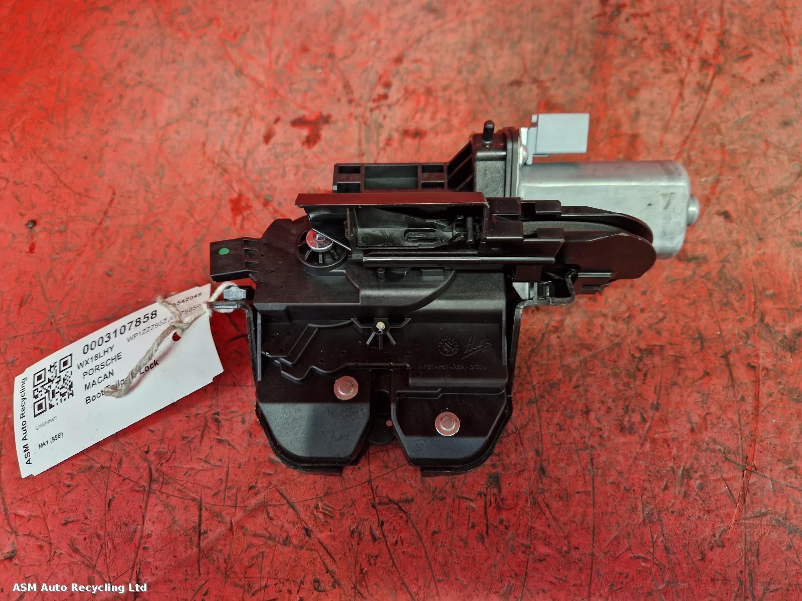 View Auto part Bootlid/Tailgate Lock Porsche Macan 2018