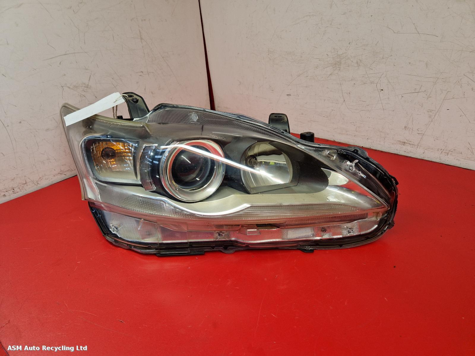View Auto part R Headlamp Lexus Ct200 2011