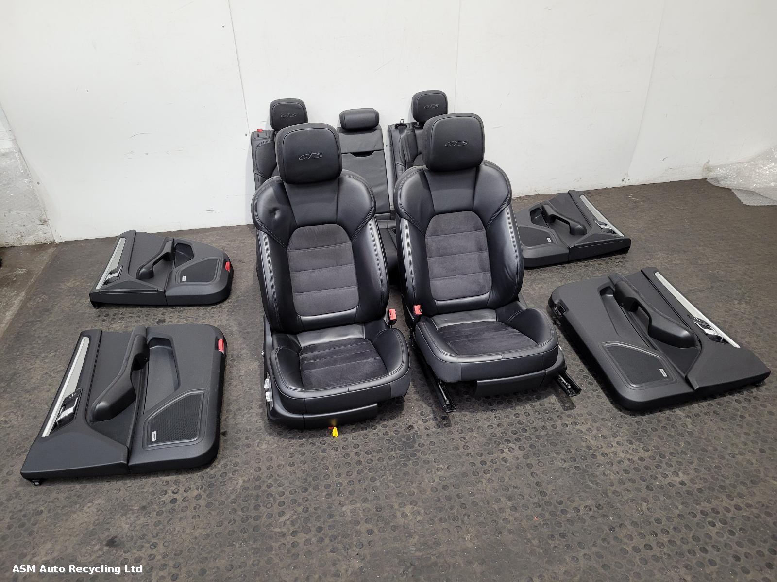 View Auto part Complete Interior Porsche Macan 2018