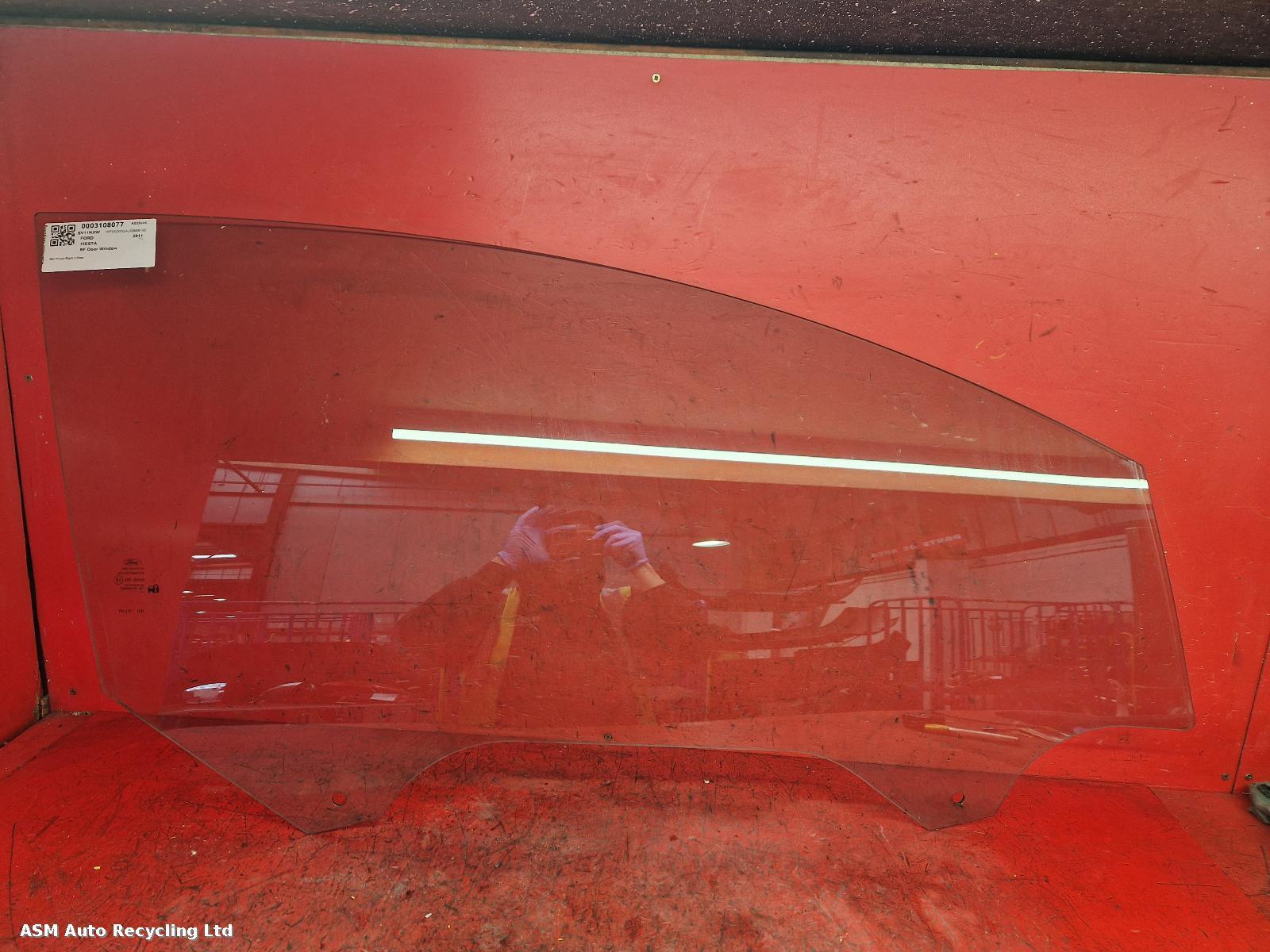 View Auto part RF Door Window Ford Fiesta 2011