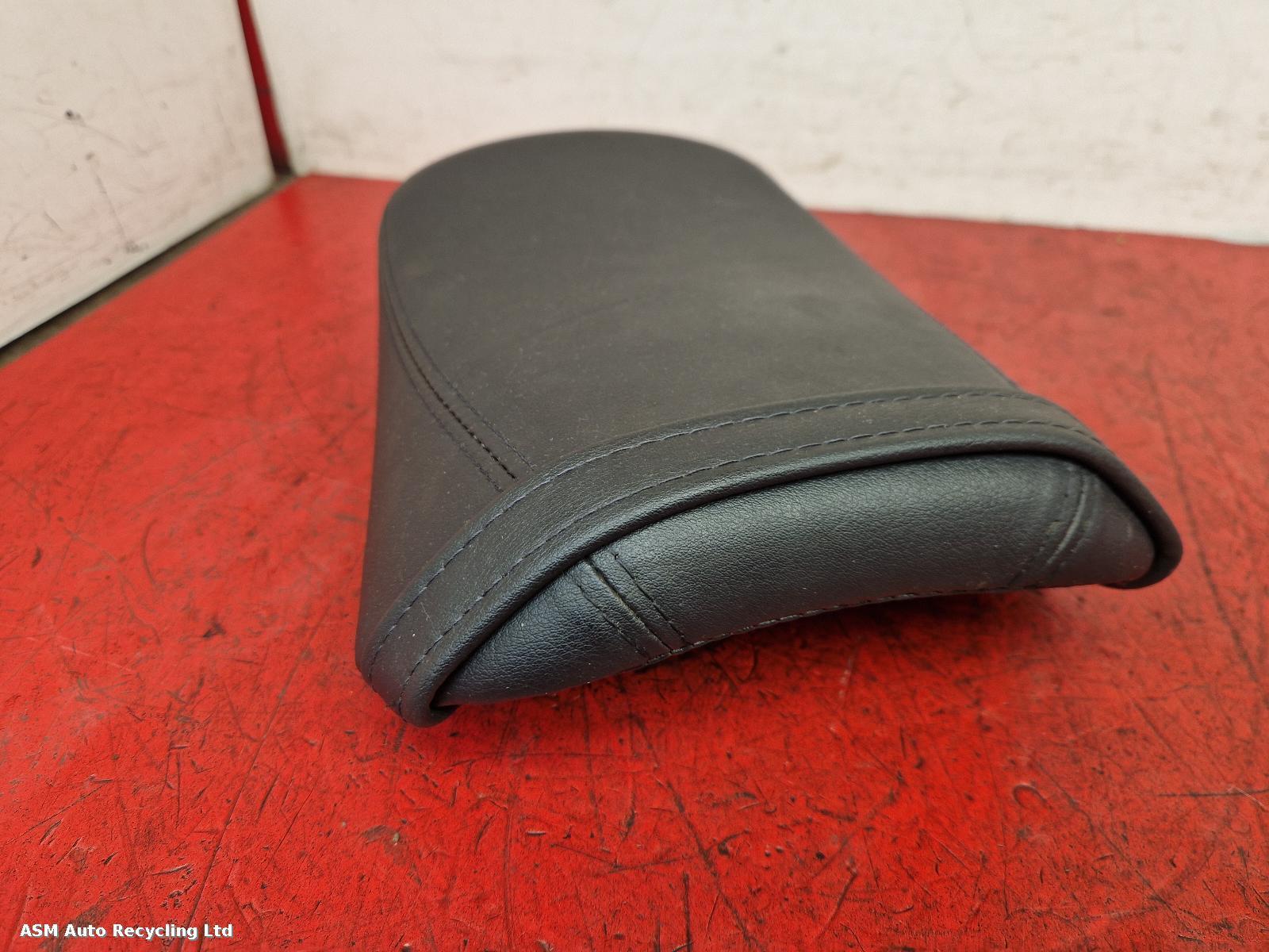 View Auto part 2nd Seat (Rear Seat) Kawasaki Vulcan S En 650 2023