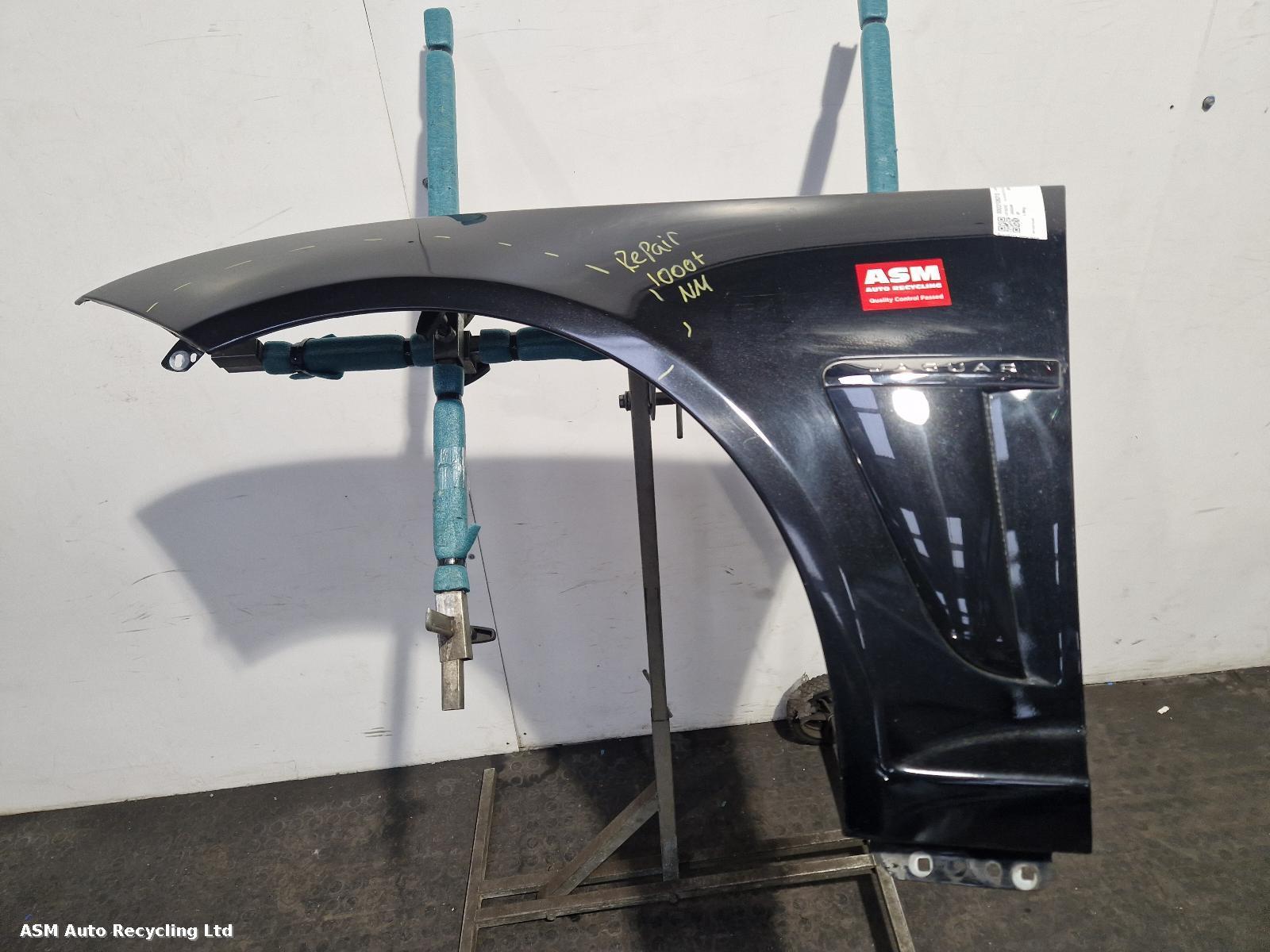 View Auto part L Wing Jaguar Xf 2015