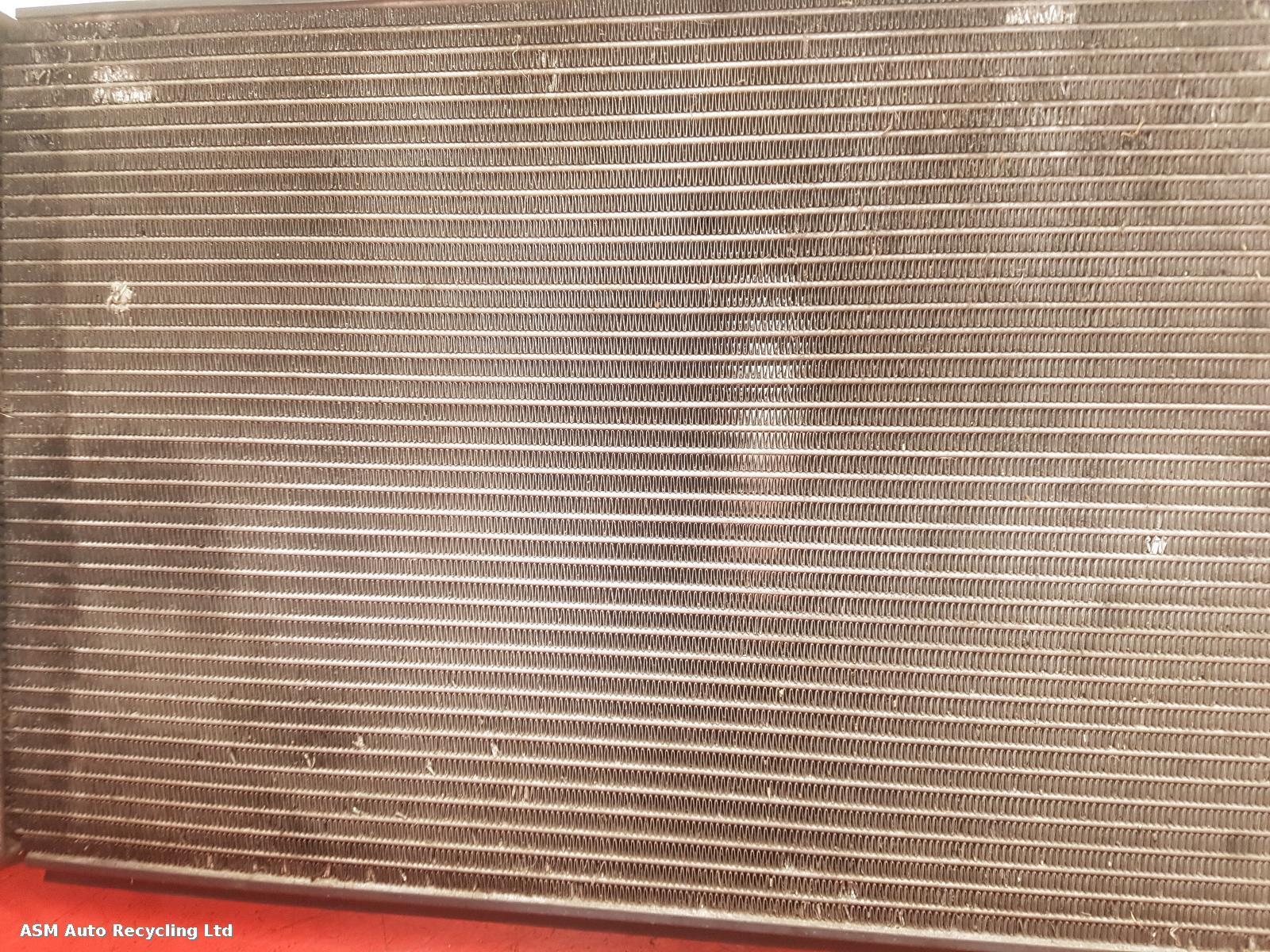 View Auto part Radiator Audi A1 2011