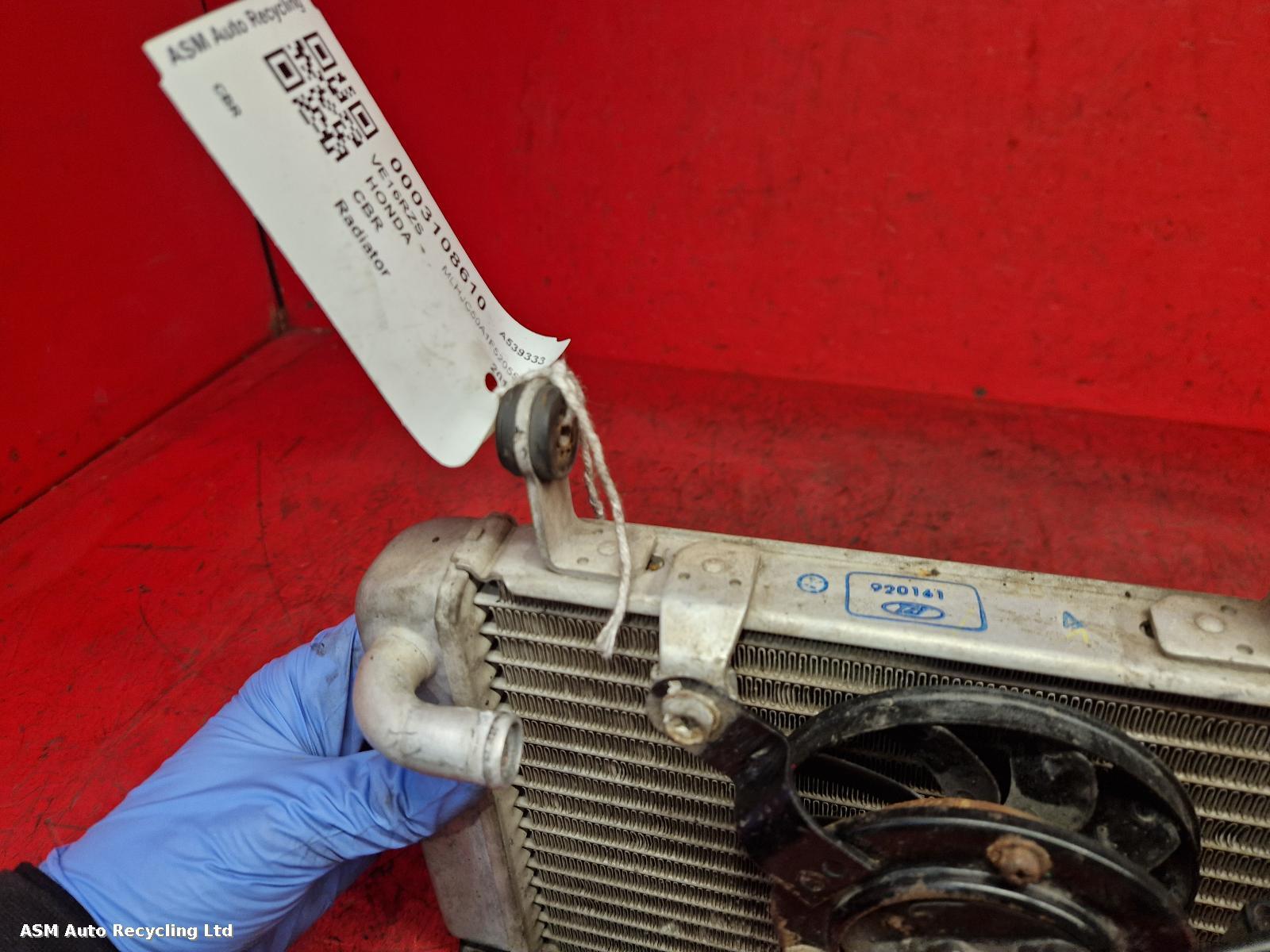 View Auto part Radiator Honda Cbr 125 R-f 2016