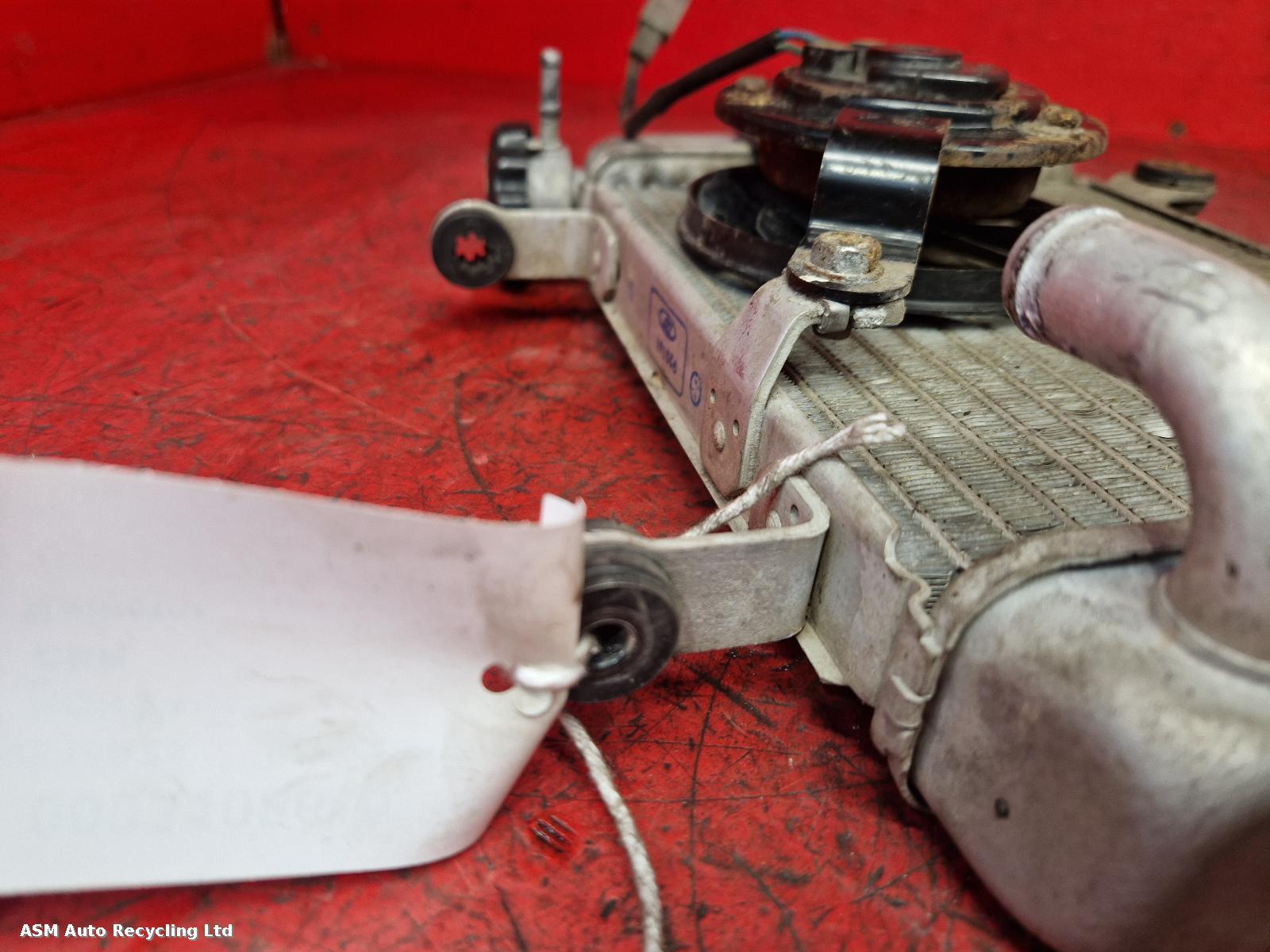 View Auto part Radiator Honda Cbr 125 R-f 2016