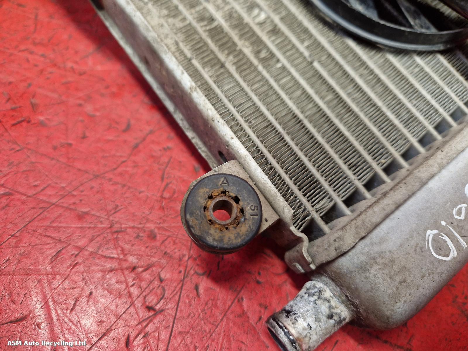 View Auto part Radiator Honda Cbr 125 R-f 2016