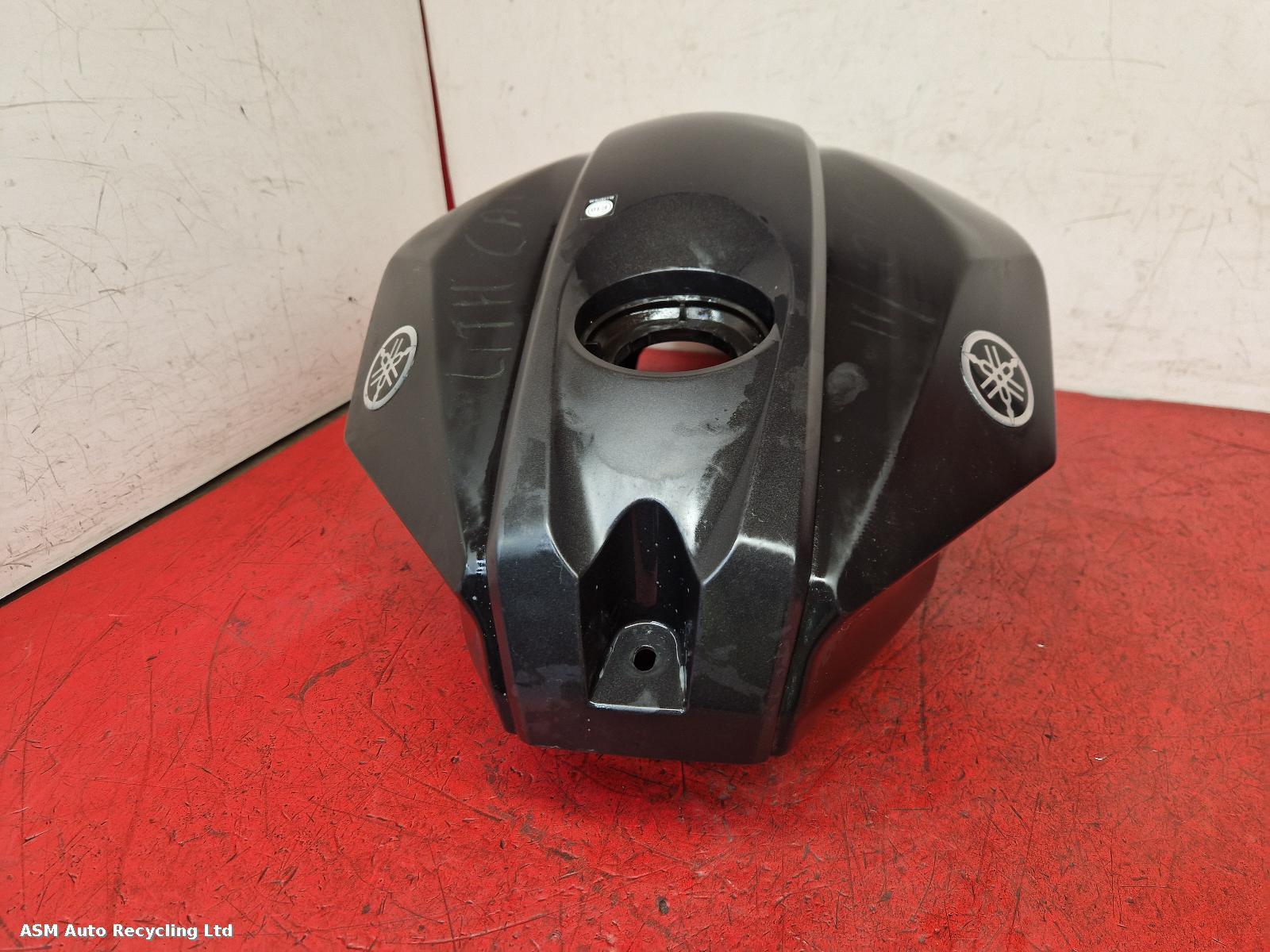View Auto part Tank Trim Yamaha Yzf R125 2017